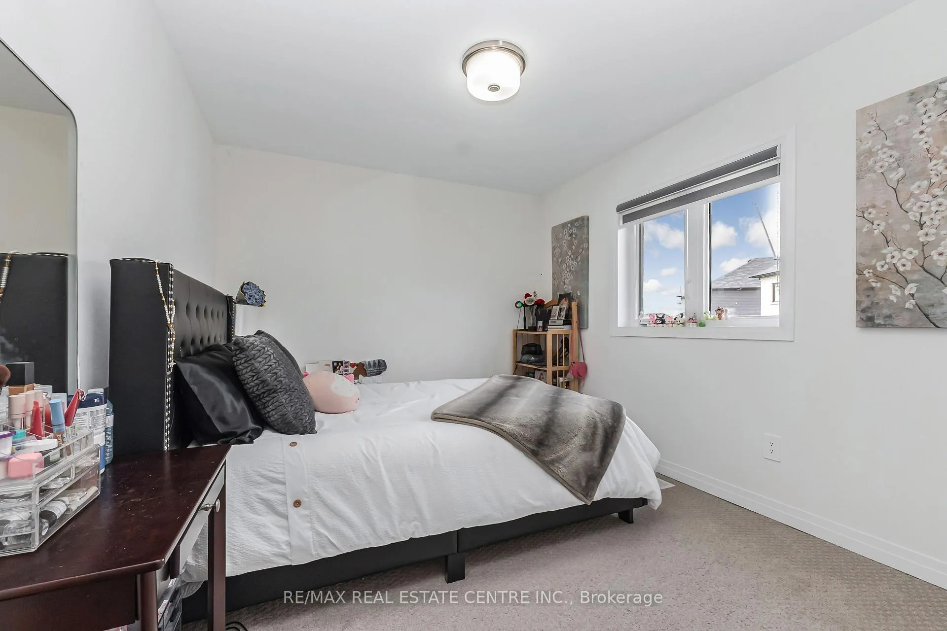 Photo 37 of 19 Whitton Road, Brant, Paris — HOMEH