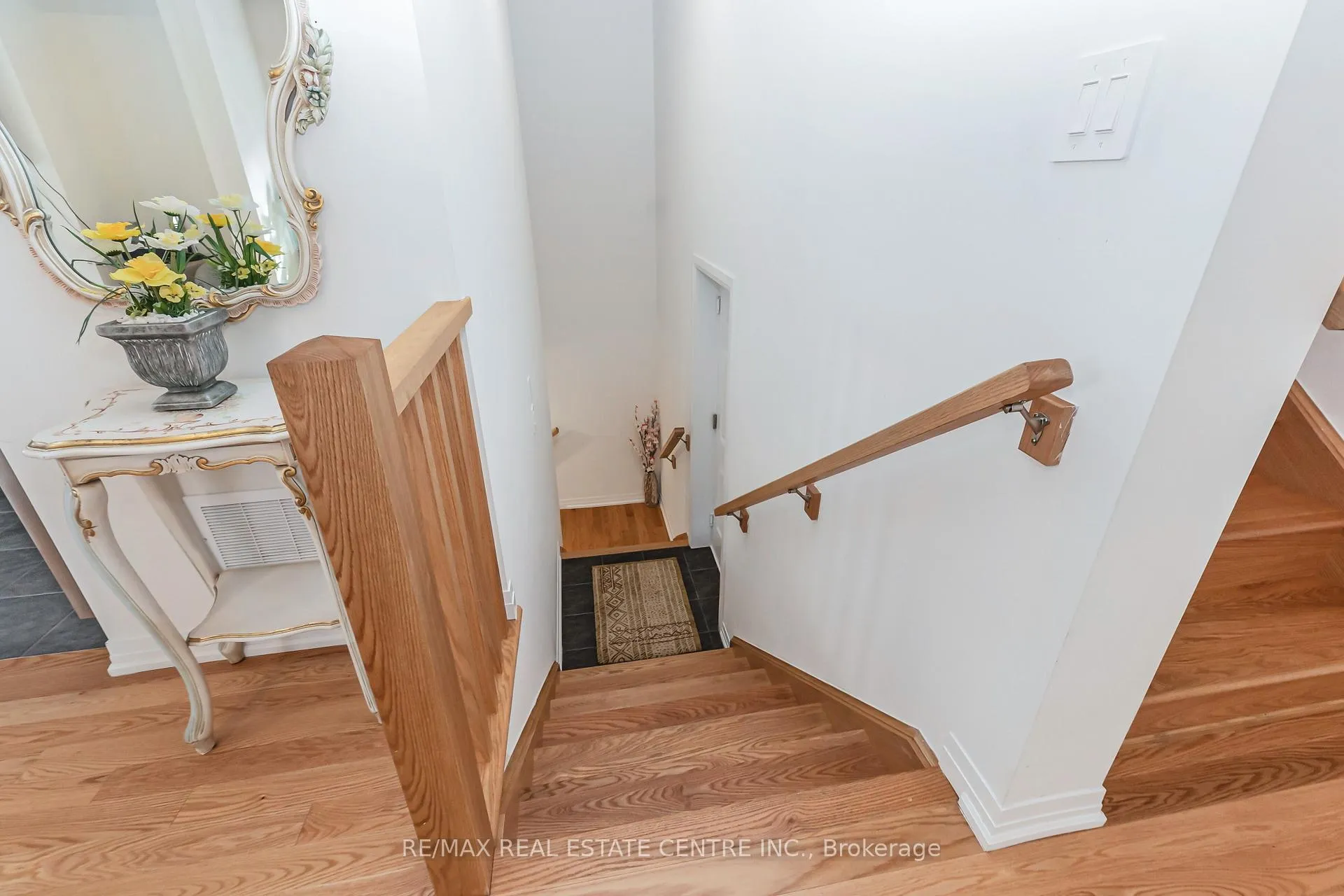 Photo 39 of 19 Whitton Road, Brant, Paris — HOMEH