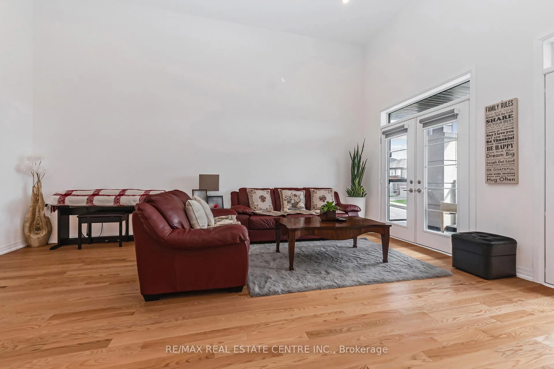 Photo 42 of 19 Whitton Road, Brant, Paris — HOMEH