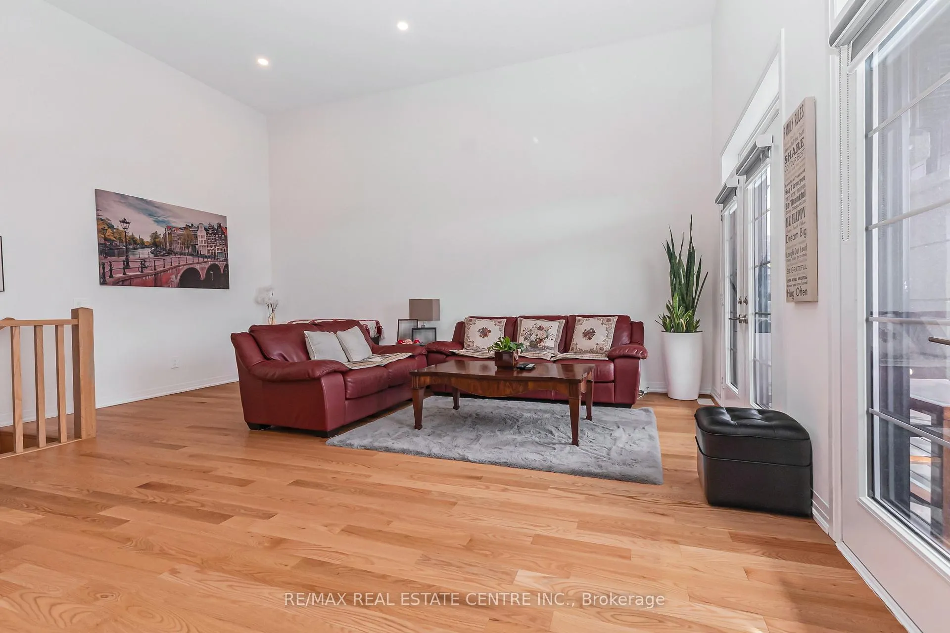Photo 45 of 19 Whitton Road, Brant, Paris — HOMEH