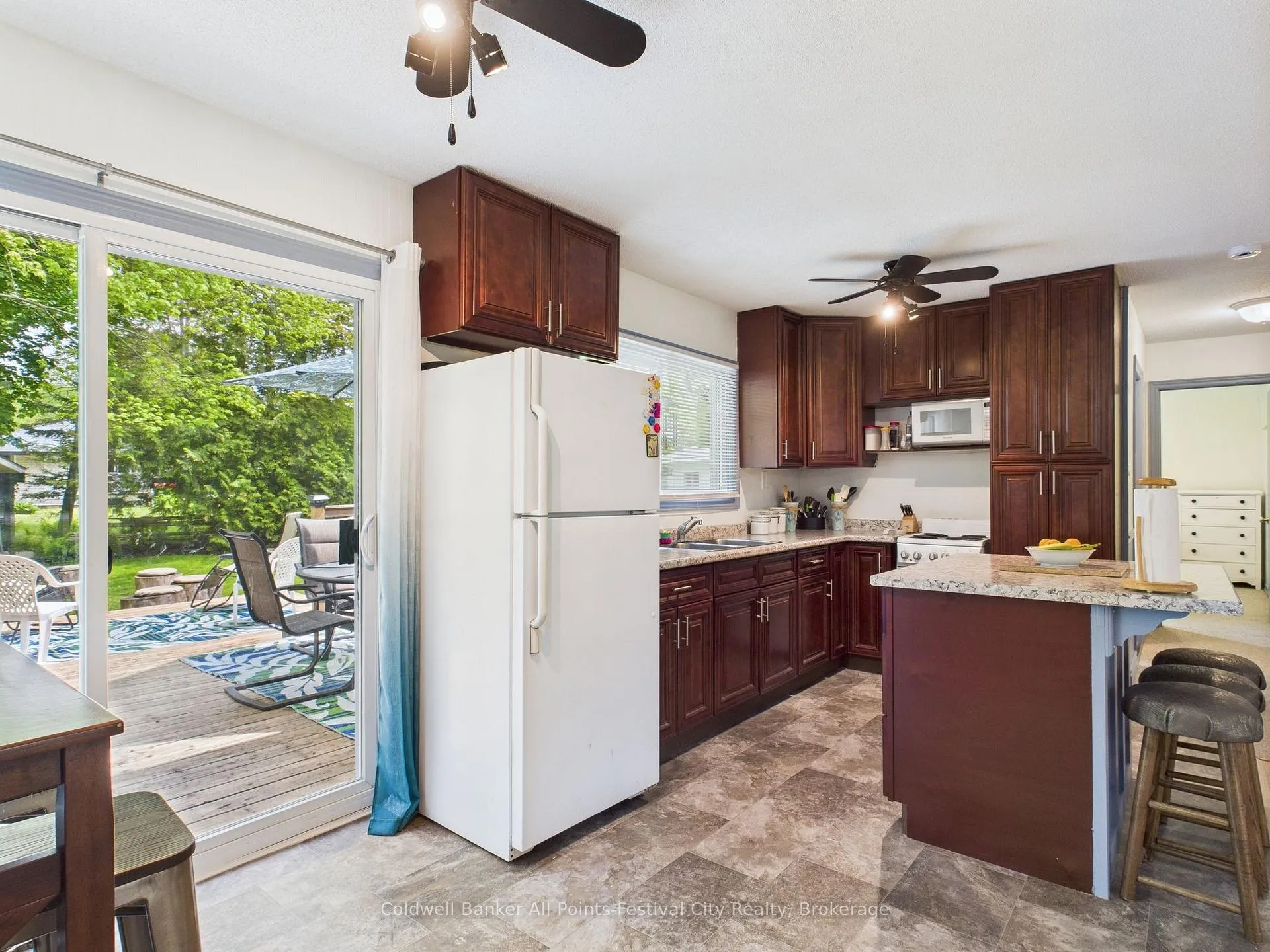 Photo 12 of 702 Yosacha Place, Huron-Kinloss — HOMEH