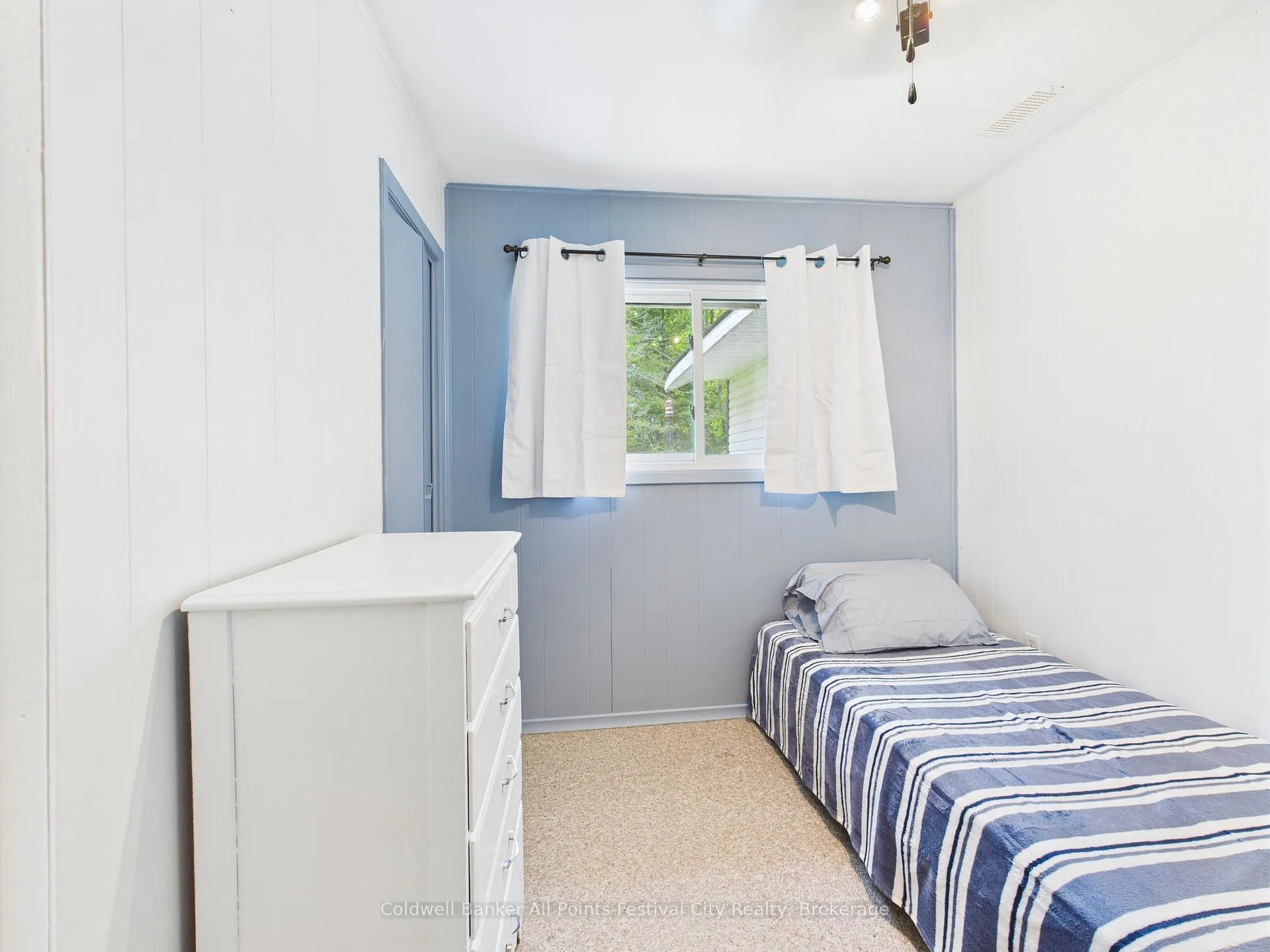 Photo 14 of 702 Yosacha Place, Huron-Kinloss — HOMEH