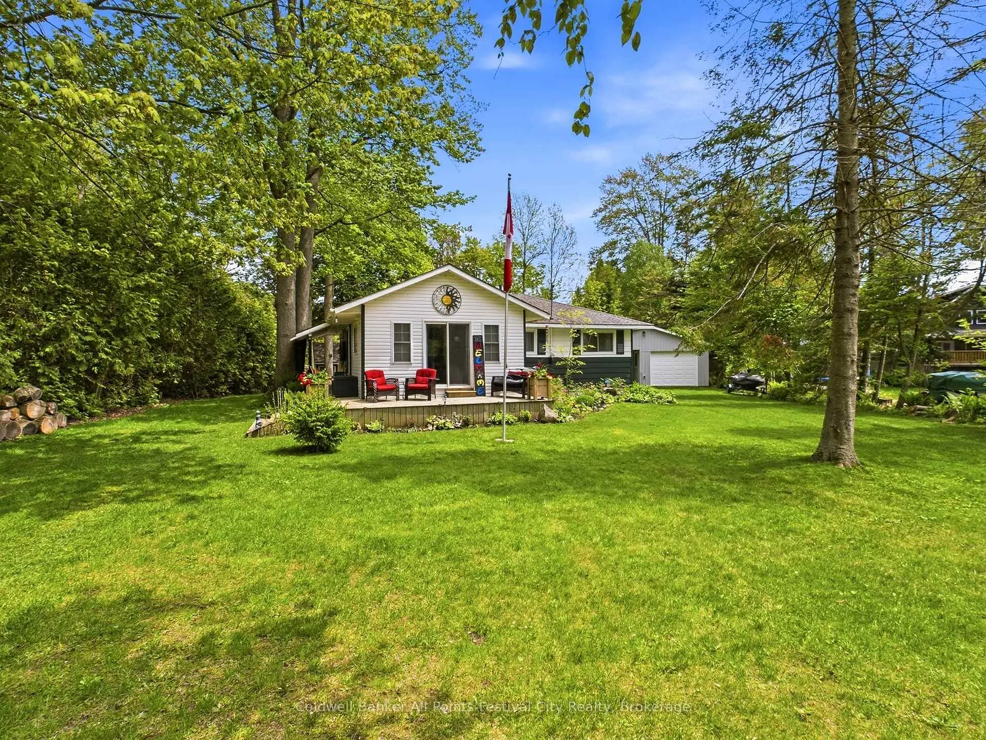 Photo 19 of 702 Yosacha Place, Huron-Kinloss — HOMEH