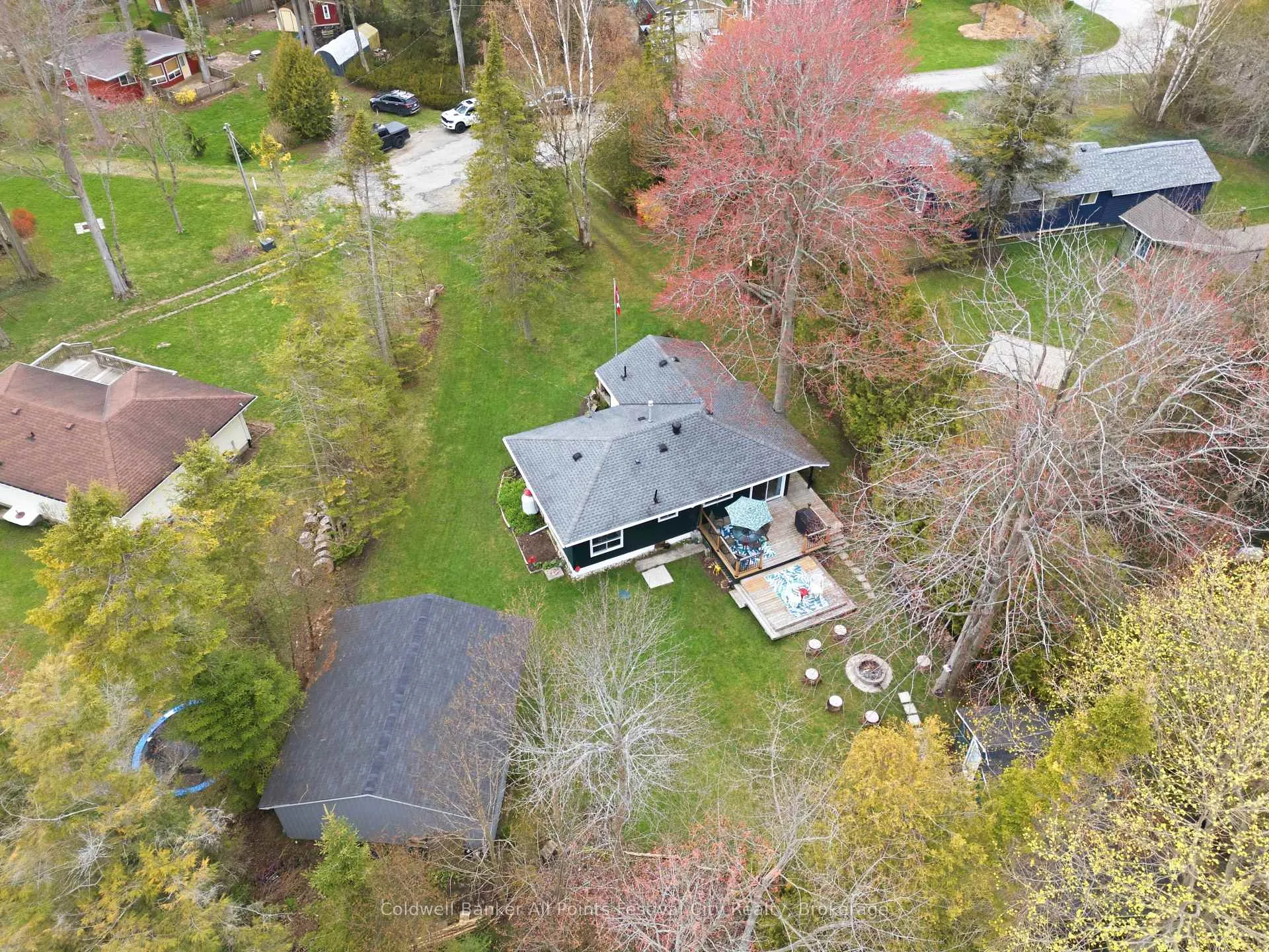 Photo 39 of 702 Yosacha Place, Huron-Kinloss — HOMEH