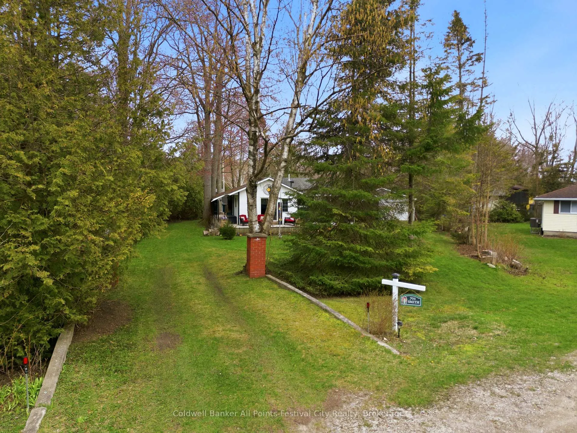 Photo 41 of 702 Yosacha Place, Huron-Kinloss — HOMEH