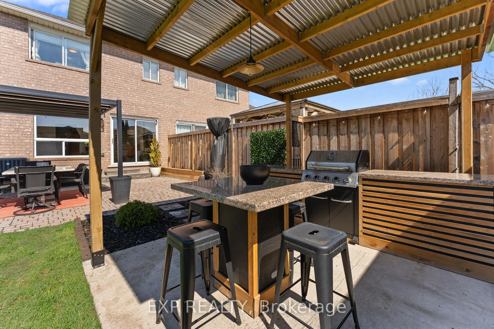 Photo 9 of 7224 Visor Gate, Mississauga, Meadowvale Village — HOMEH