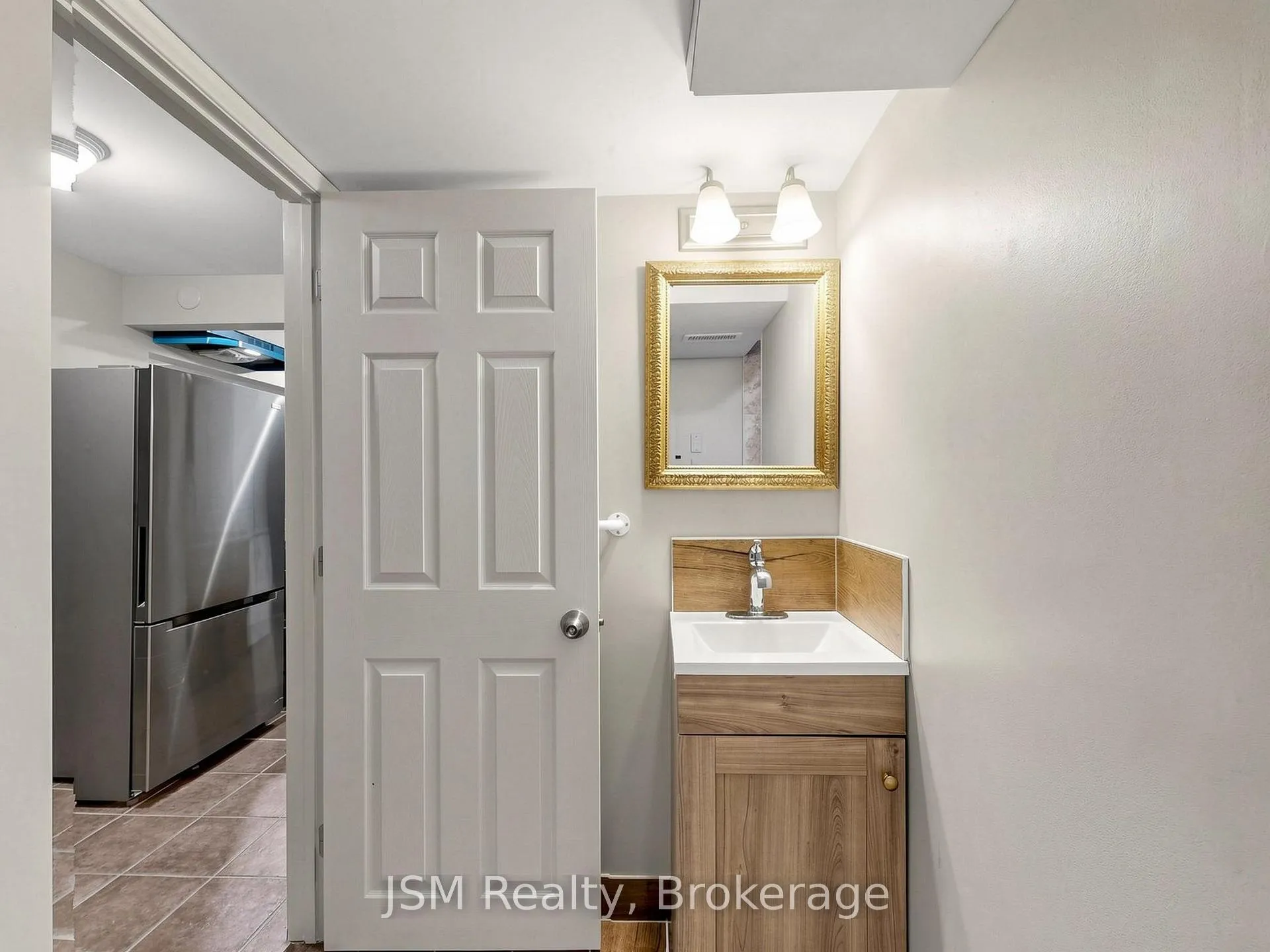 Photo 14 of Unit Lower, 577 Bud Gregory Boulevard, Mississauga, Hurontario — HOMEH