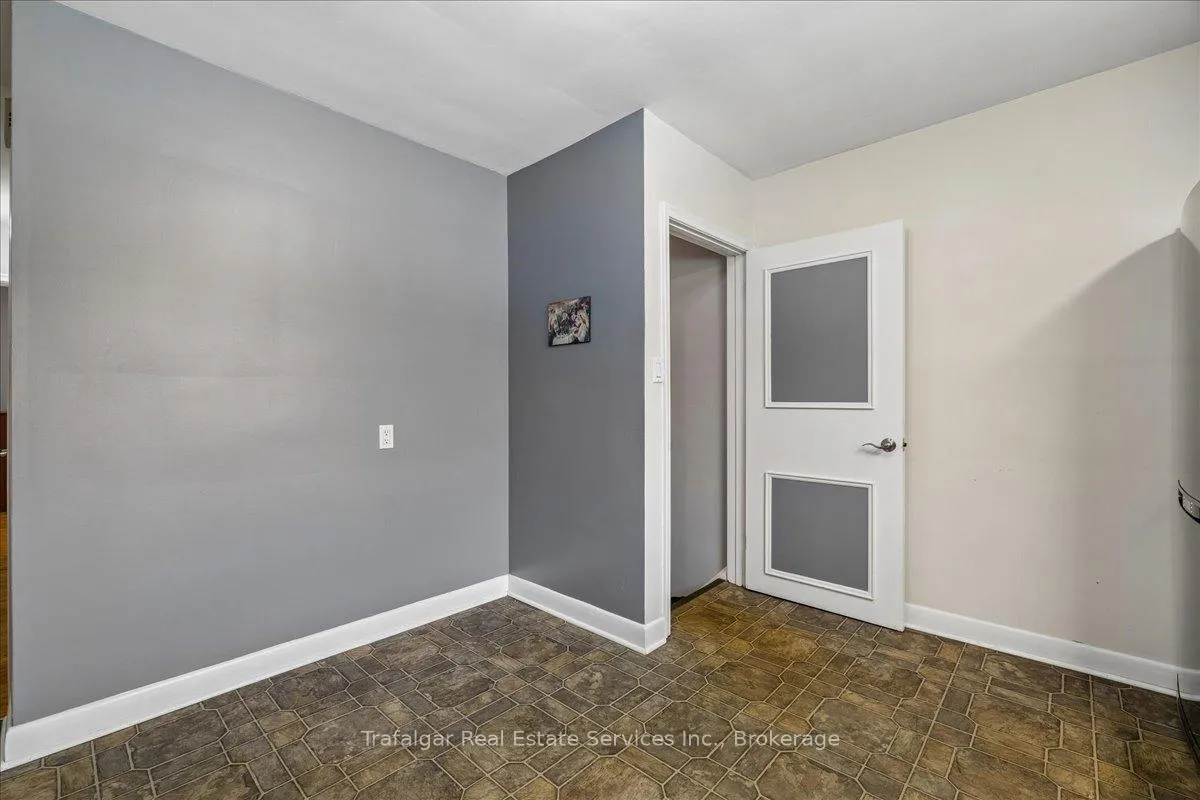 Photo 14 of 2286 Prospect Street, Burlington, Brant — HOMEH