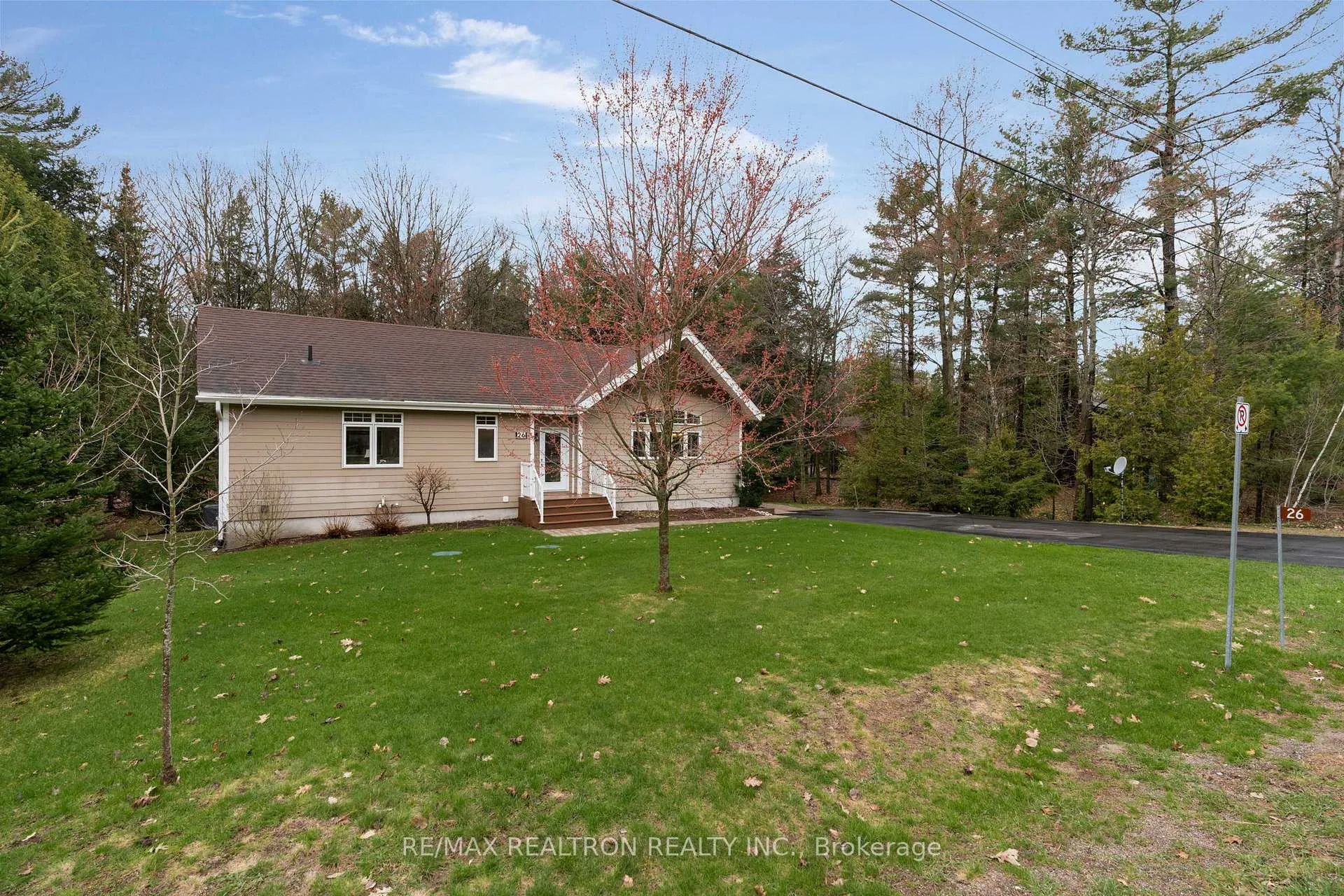 Photo 4 of 26 Old Trail Road, Tiny, Rural Tiny — HOMEH