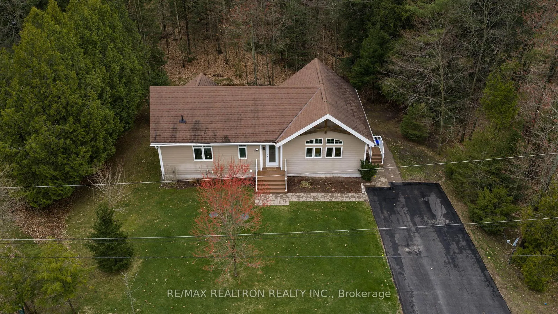 Photo 43 of 26 Old Trail Road, Tiny, Rural Tiny — HOMEH