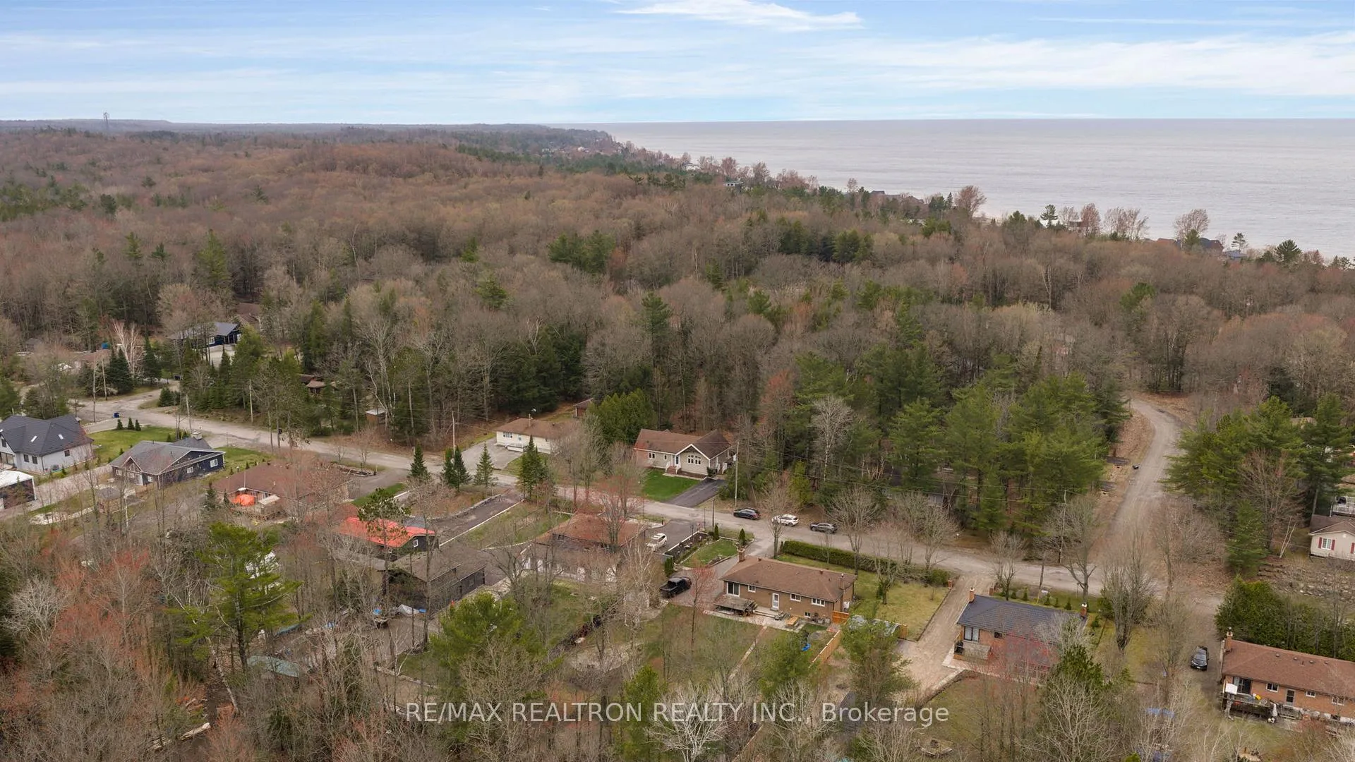 Photo 47 of 26 Old Trail Road, Tiny, Rural Tiny — HOMEH