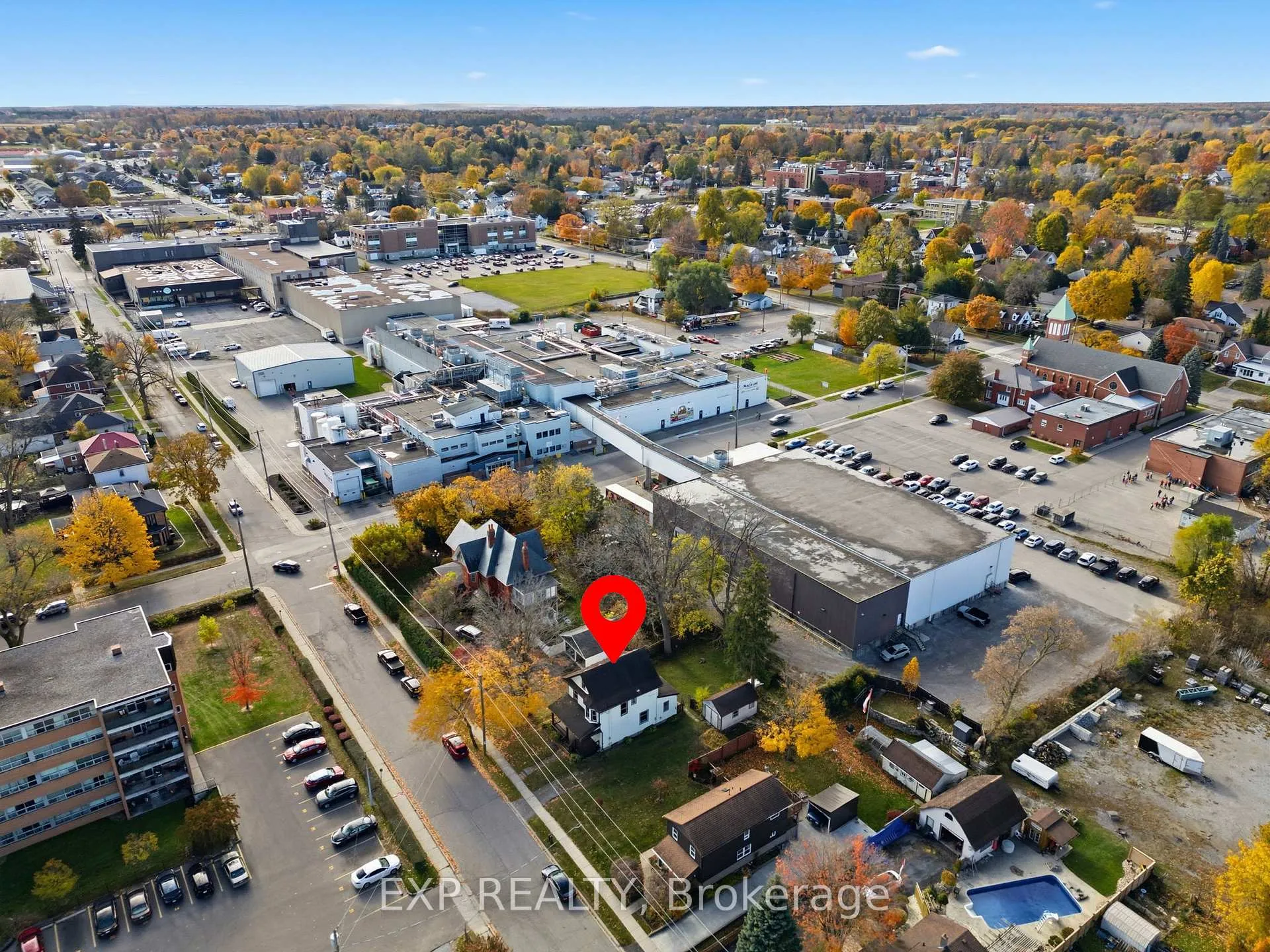 Photo 35 of 160 Head Street N, Norfolk, Simcoe — HOMEH