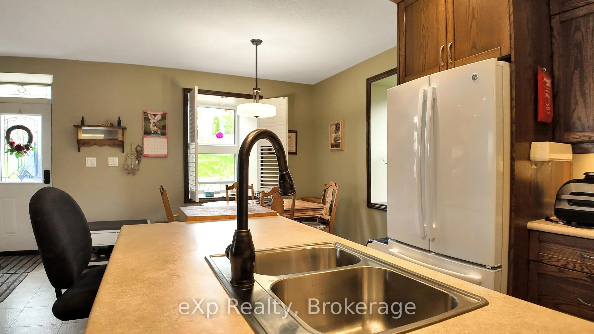 Photo 6 of 372 Adam Street, West Grey — HOMEH