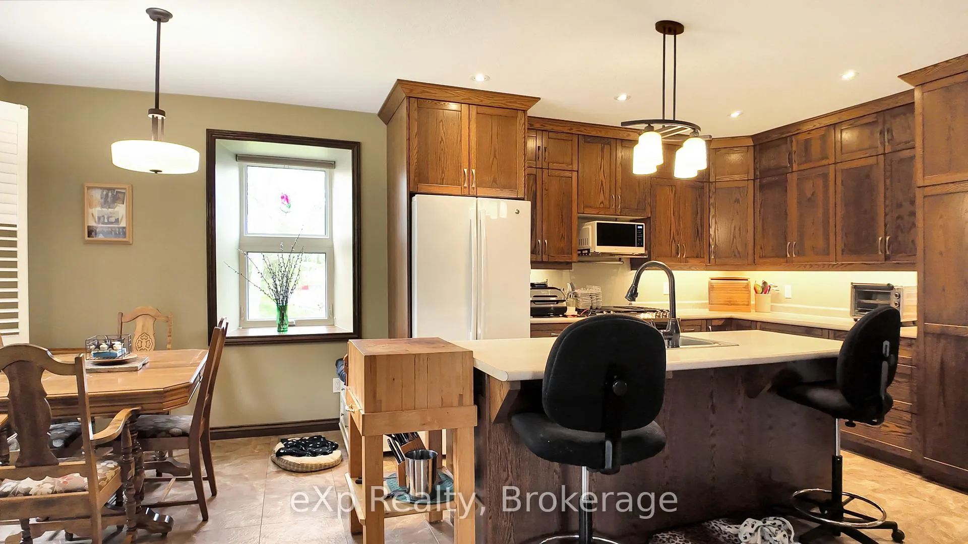 Photo 7 of 372 Adam Street, West Grey — HOMEH