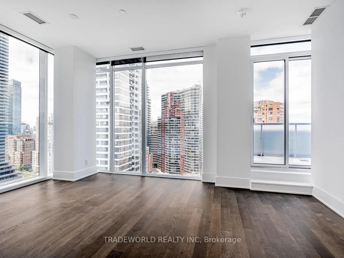 Photo 5 of Unit 2112, 1 Gloucester Street, Toronto, Church-Yonge Corridor — HOMEH