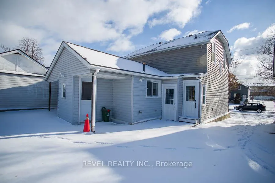 Photo 2 of Unit 4, 44 Grey Street, Brantford — HOMEH
