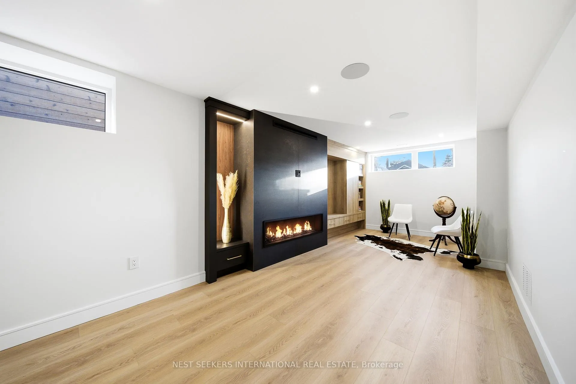 Photo 37 of 27 Inverleigh Drive, Etobicoke, Stonegate-Queensway — HOMEH