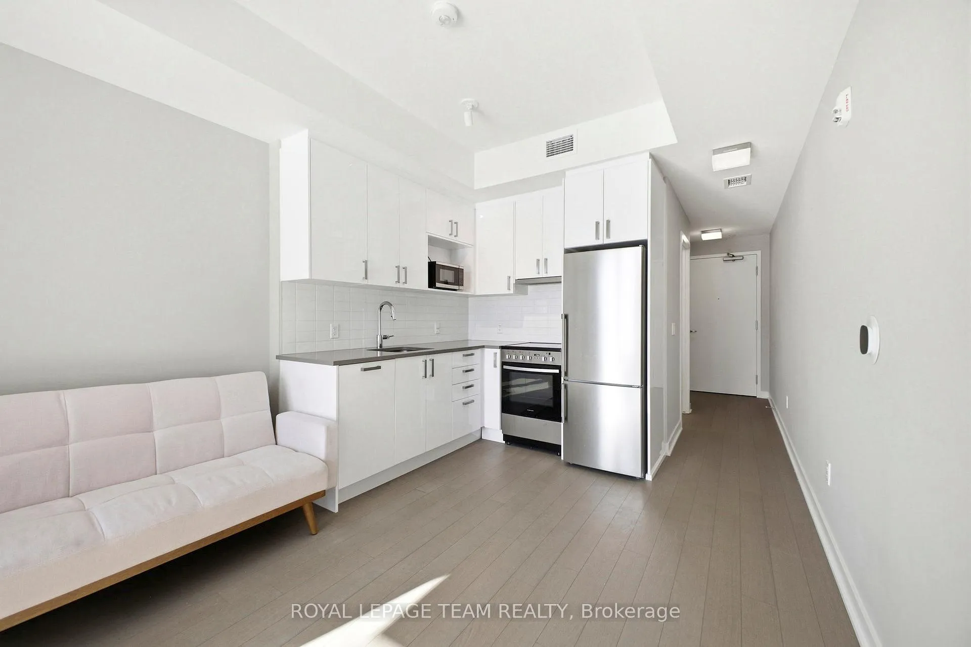 Photo 5 of Unit 209, 360 Deschatelets Avenue E, Ottawa, Ottawa East — HOMEH