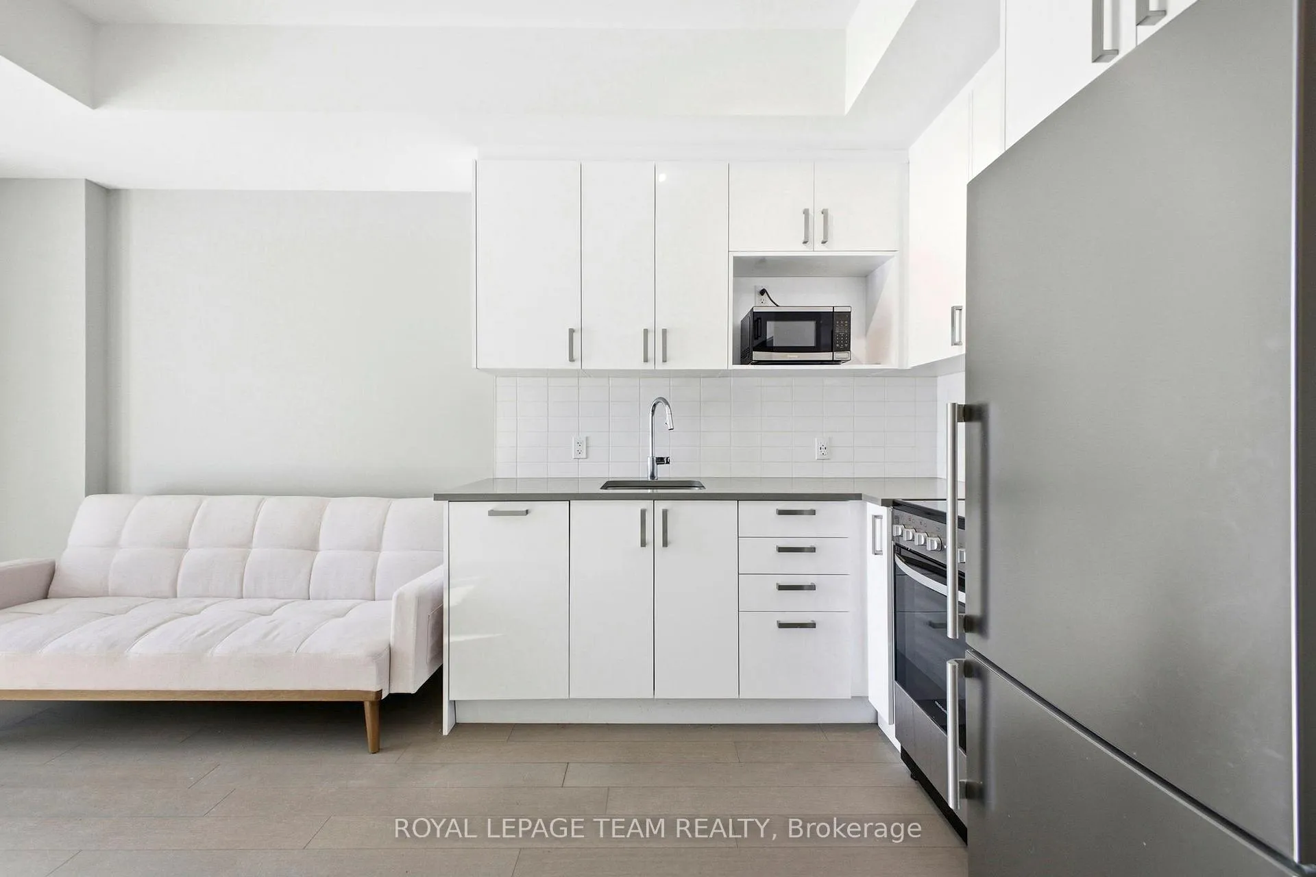 Photo 7 of Unit 209, 360 Deschatelets Avenue E, Ottawa, Ottawa East — HOMEH