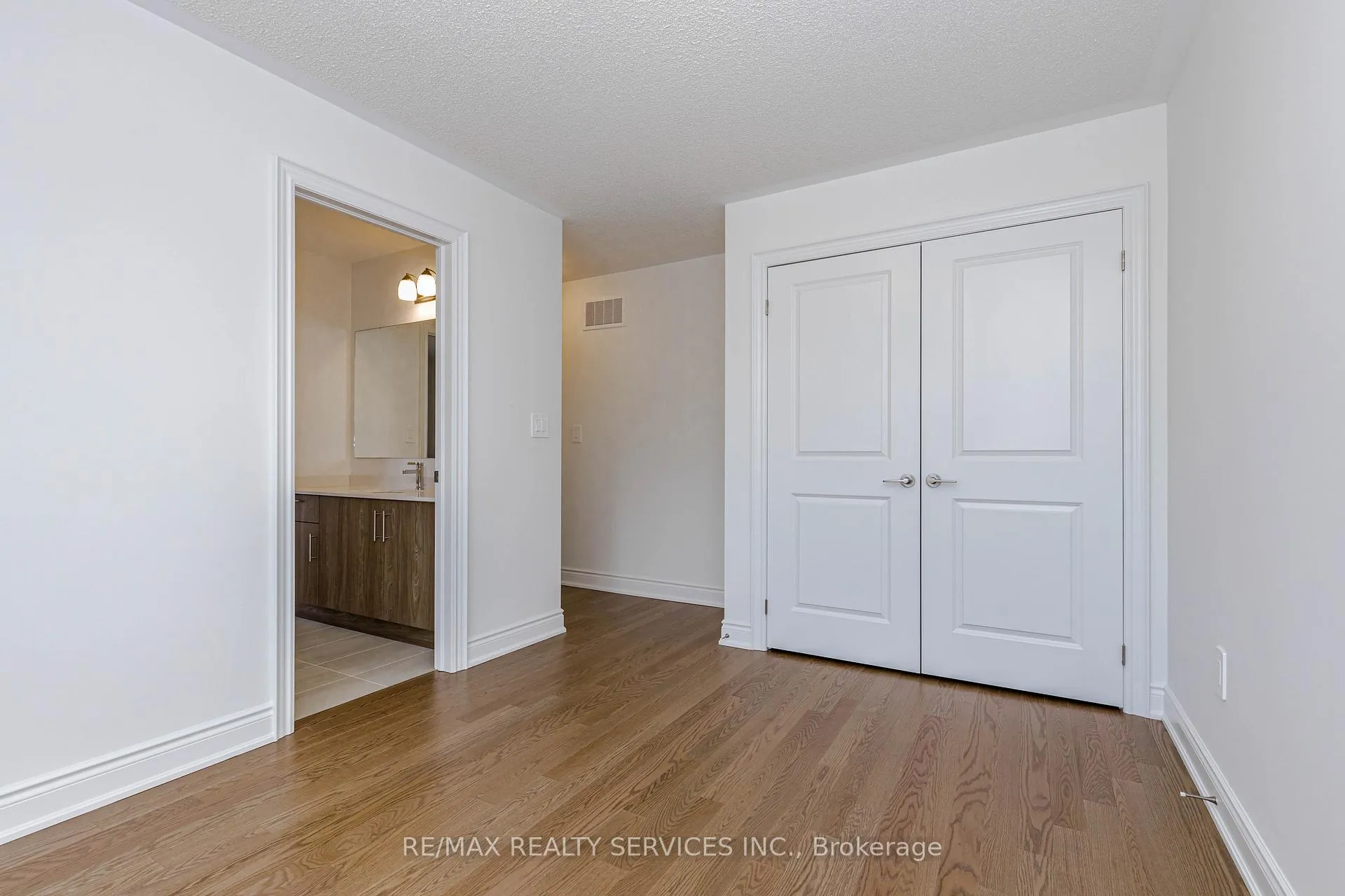 Photo 28 of 66 Circleview Crescent, Brampton, Bram West — HOMEH