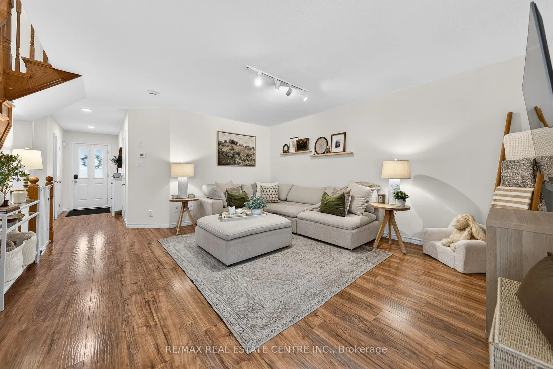 Photo 8 of Unit 59, 7 Southside Place, Hamilton, Mountview — HOMEH