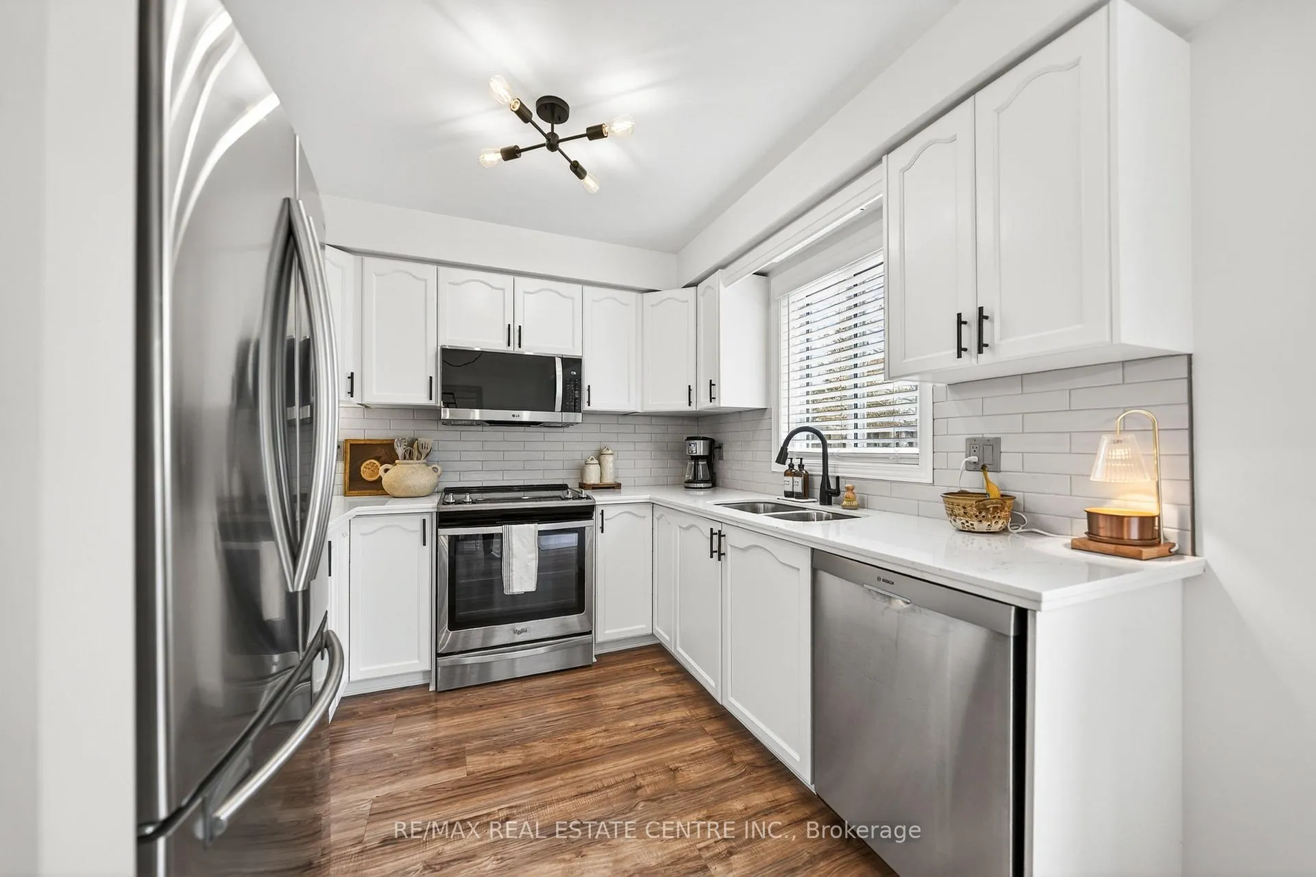 Photo 12 of Unit 59, 7 Southside Place, Hamilton, Mountview — HOMEH