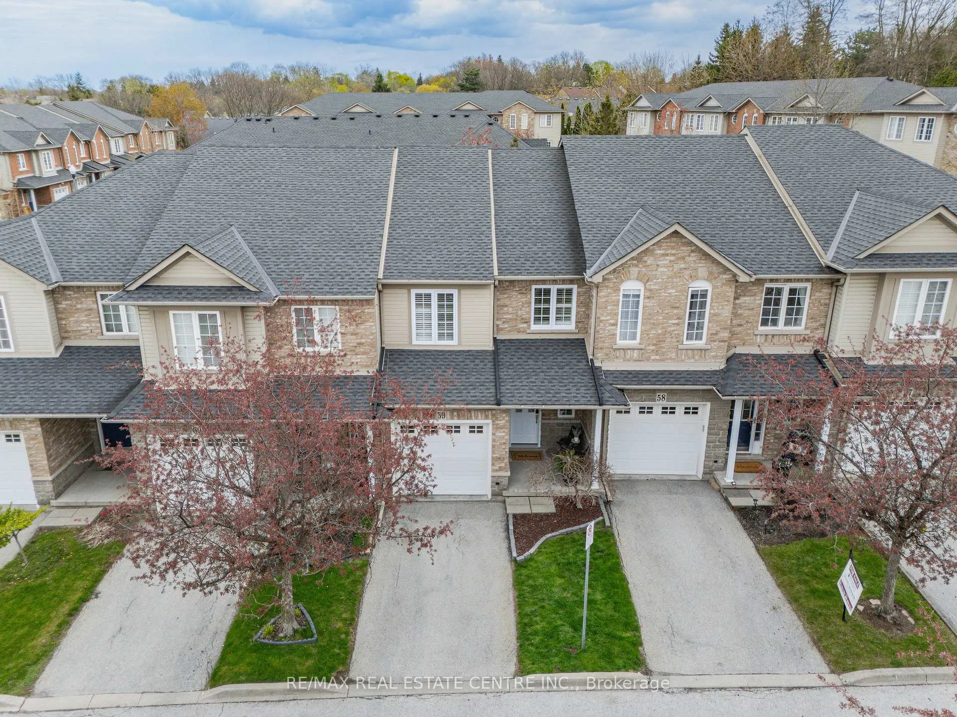 Photo 45 of Unit 59, 7 Southside Place, Hamilton, Mountview — HOMEH