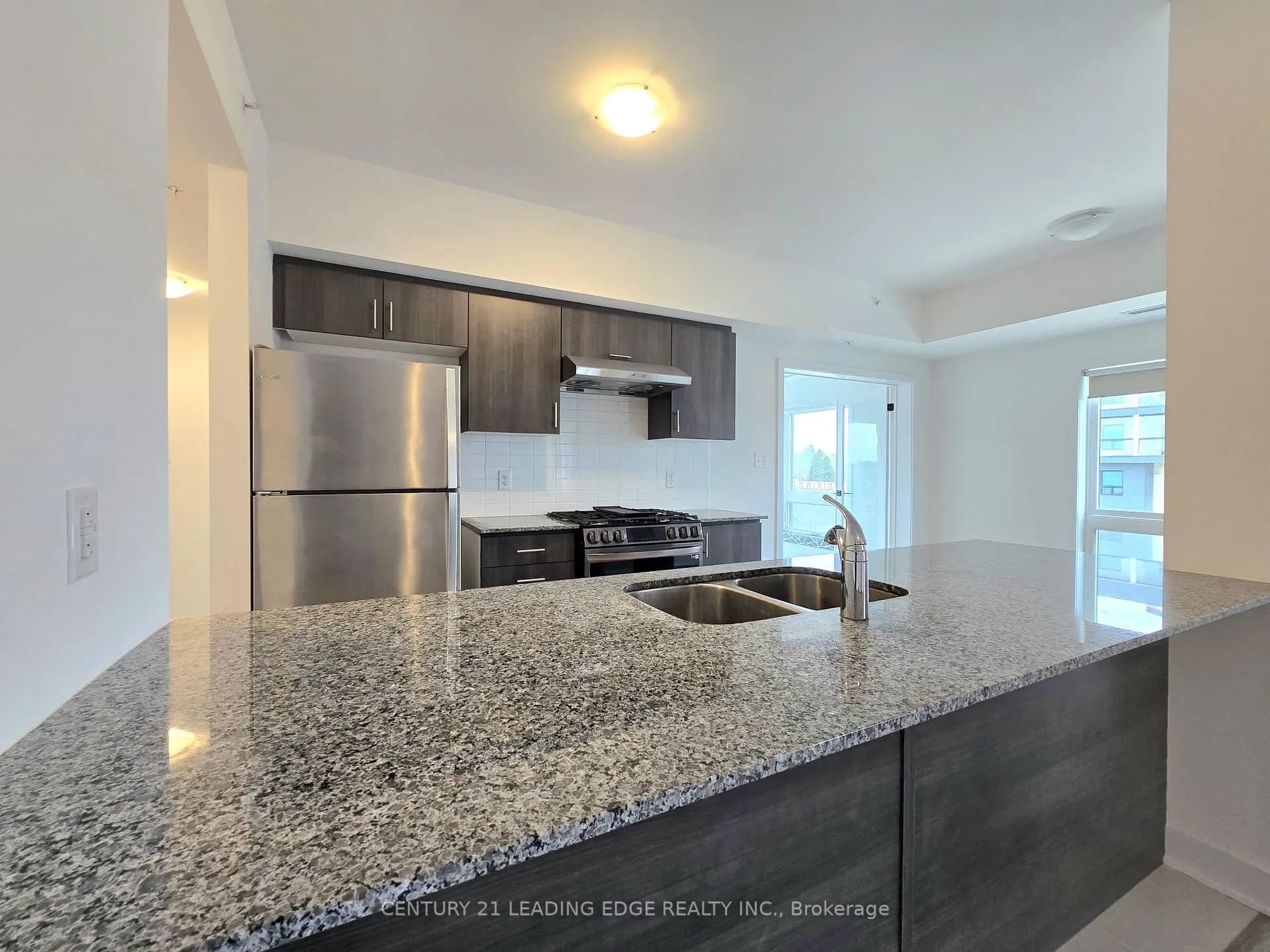 Photo 12 of Unit 502, 8 Culinary Lane, Barrie, Rural Barrie Southeast — HOMEH