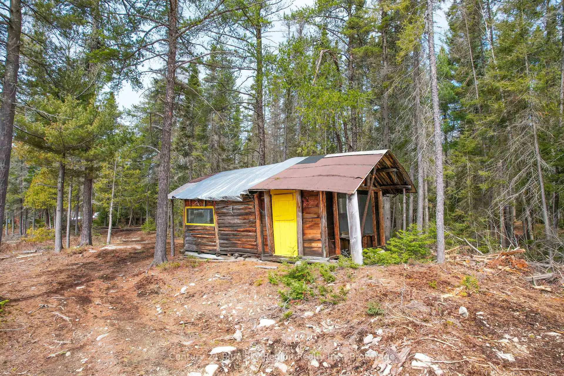 Photo 12 of 6454 & 6450 Highway 11N, Temagami — HOMEH