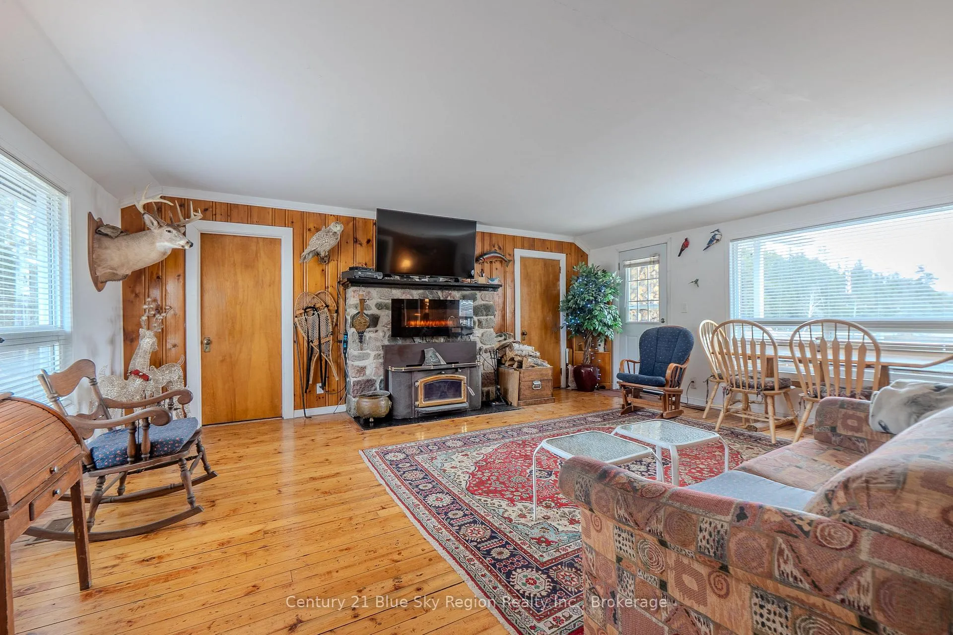 Photo 24 of 6454 & 6450 Highway 11N, Temagami — HOMEH