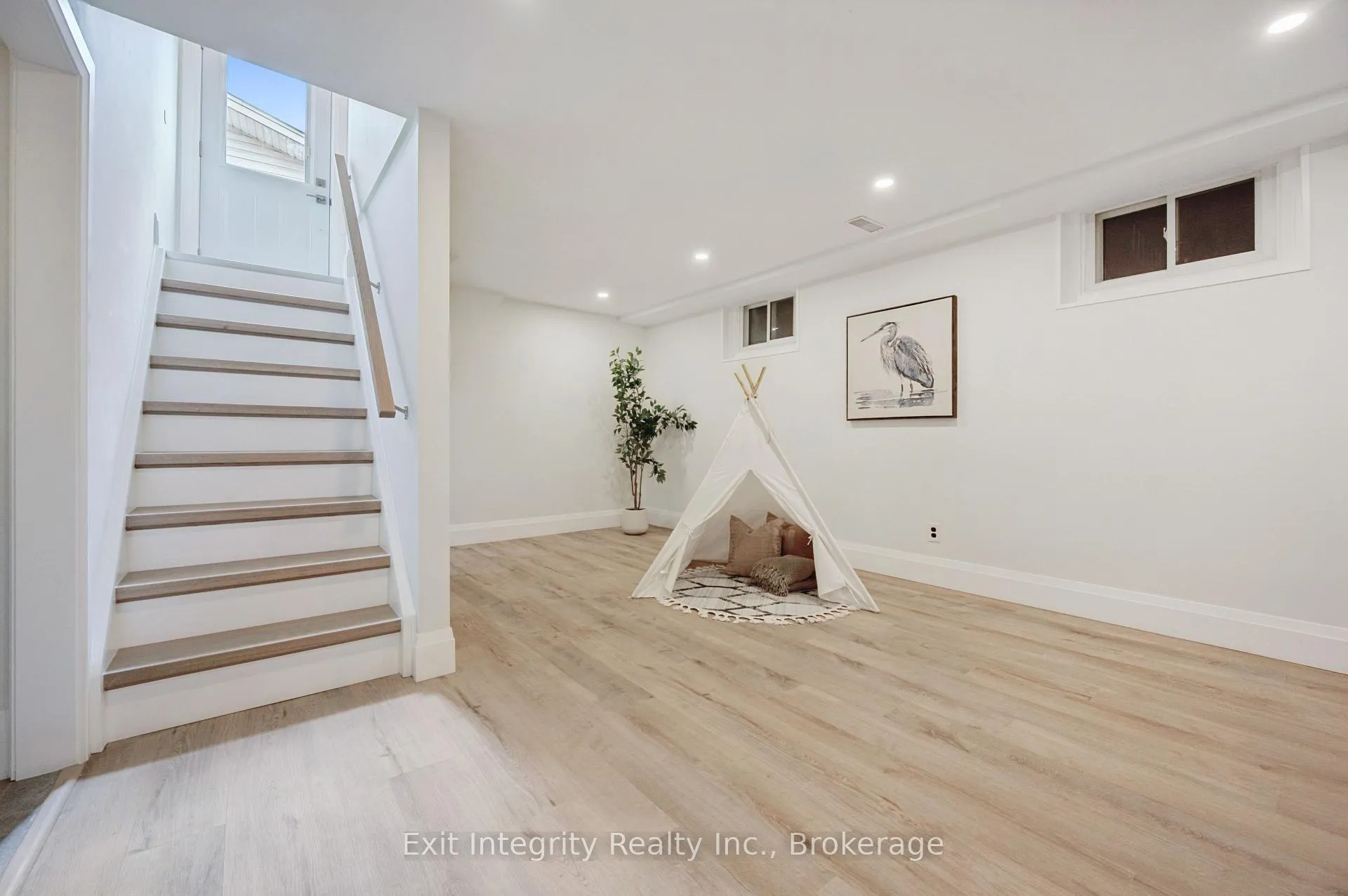 Photo 26 of 111 Ruskview Road, Kitchener — HOMEH