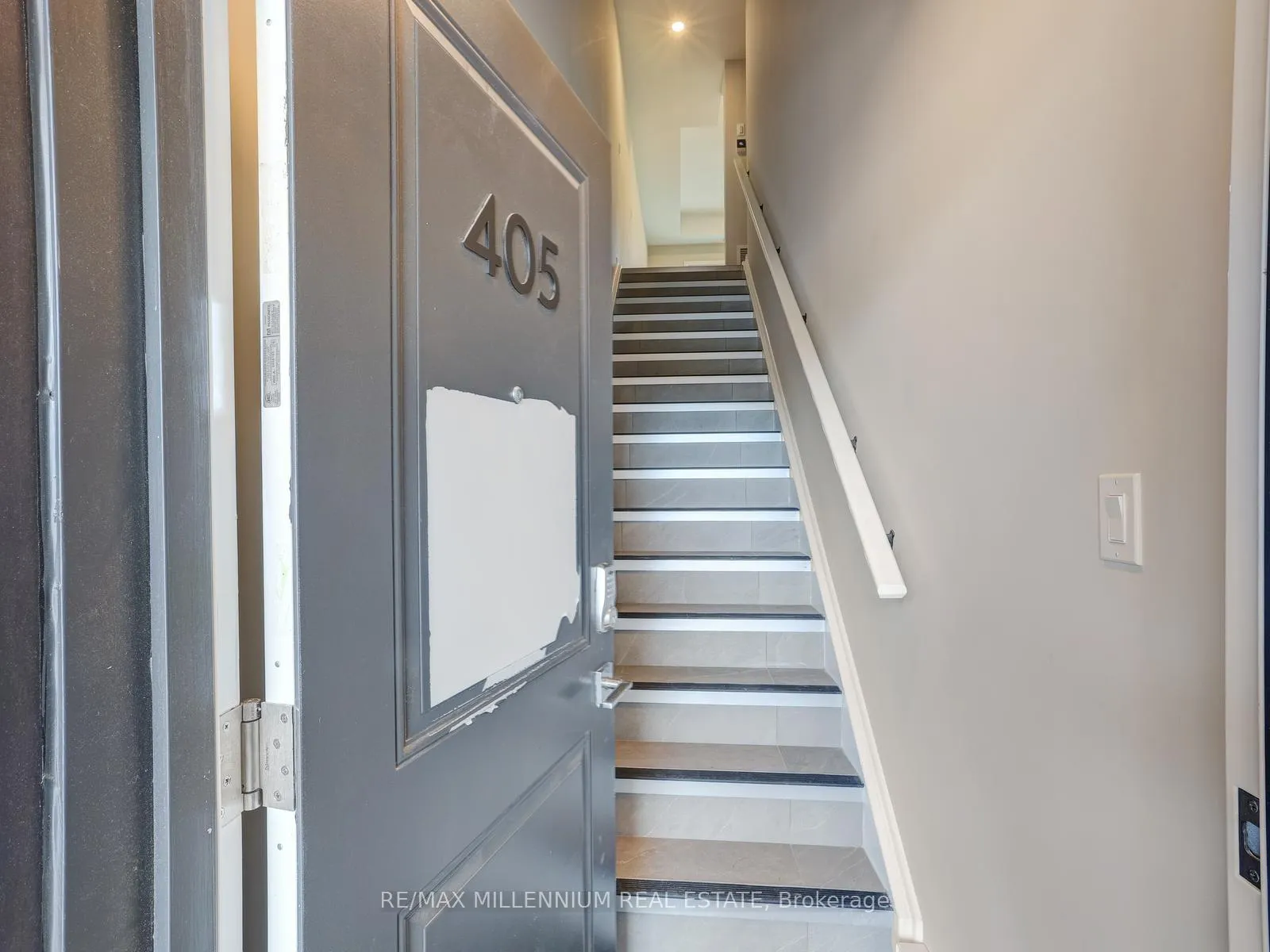 Photo 10 of 708 Woolwich Street, Guelph, Riverside Park — HOMEH