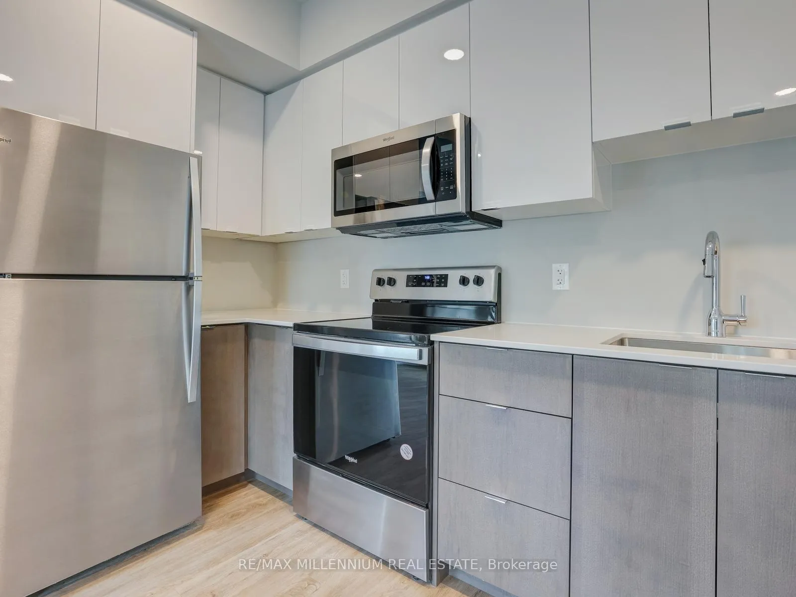 Photo 15 of 708 Woolwich Street, Guelph, Riverside Park — HOMEH