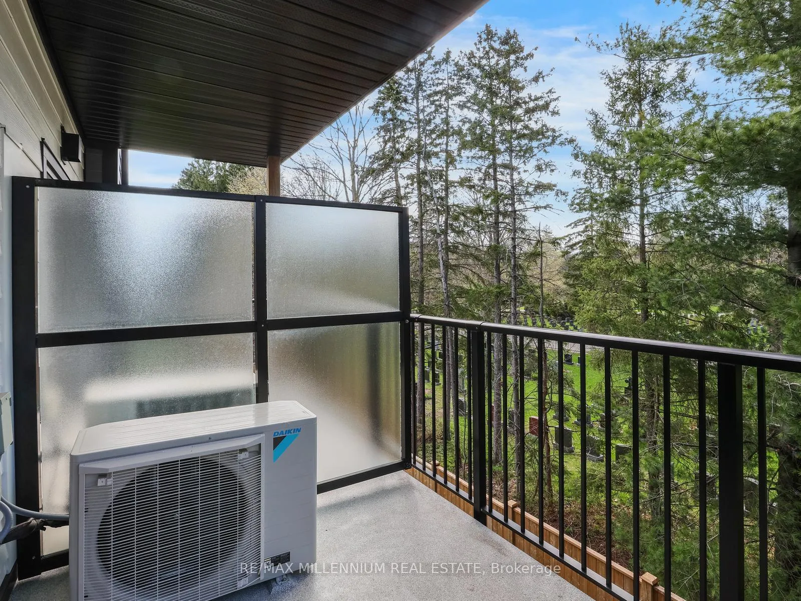 Photo 19 of 708 Woolwich Street, Guelph, Riverside Park — HOMEH