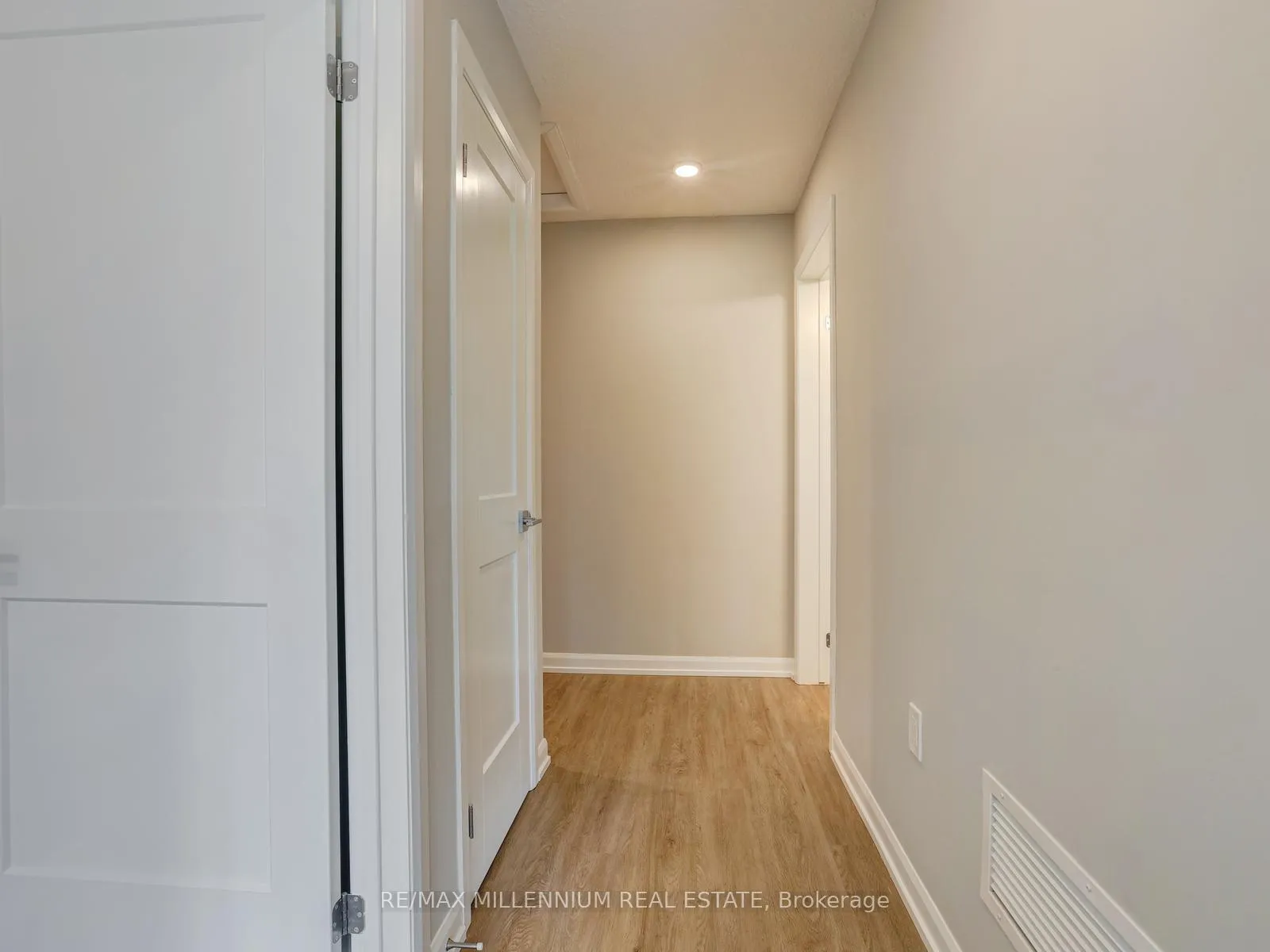 Photo 24 of 708 Woolwich Street, Guelph, Riverside Park — HOMEH
