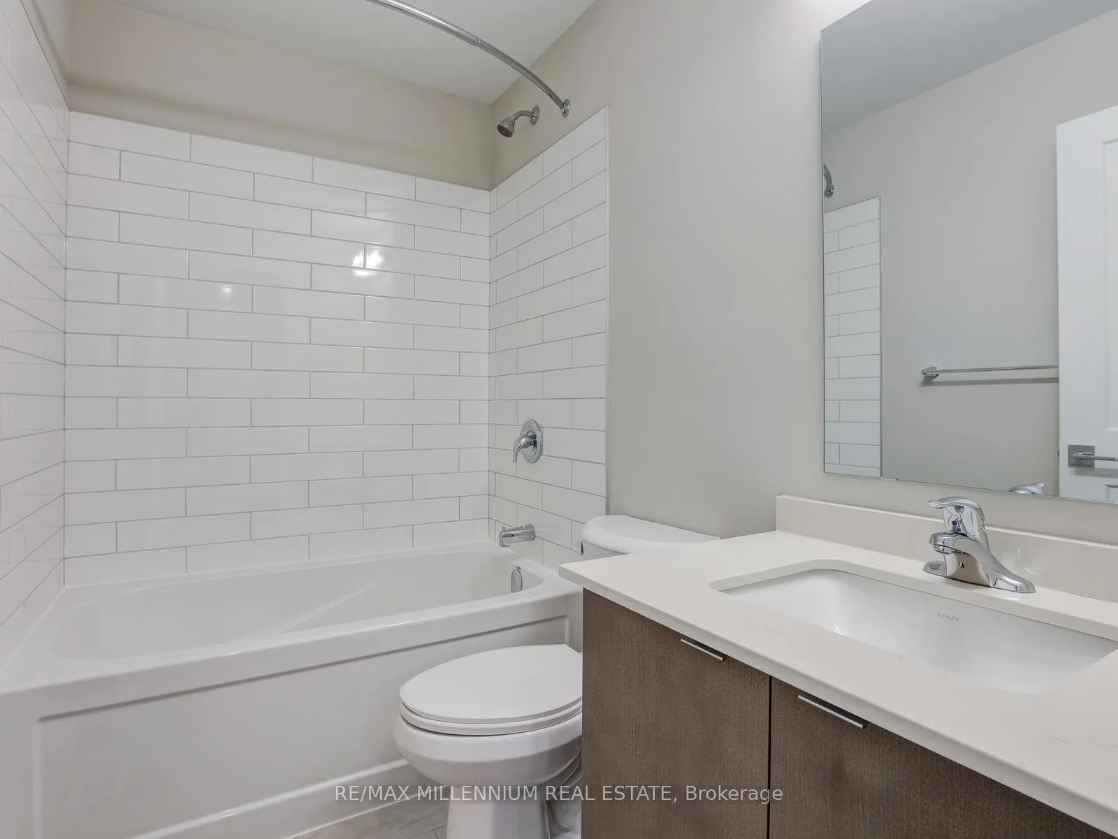 Photo 30 of 708 Woolwich Street, Guelph, Riverside Park — HOMEH