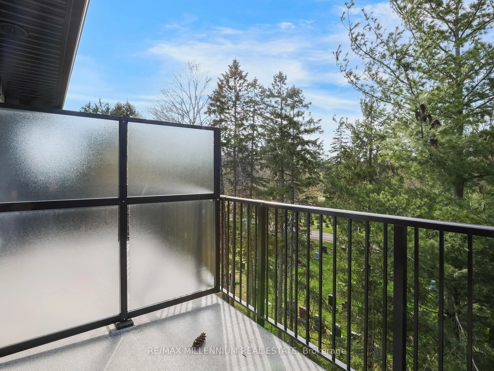 Photo 34 of 708 Woolwich Street, Guelph, Riverside Park — HOMEH