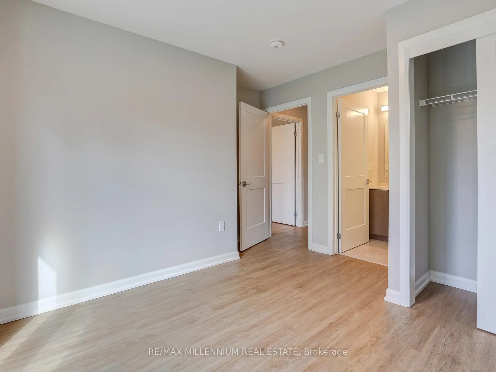 Photo 37 of 708 Woolwich Street, Guelph, Riverside Park — HOMEH