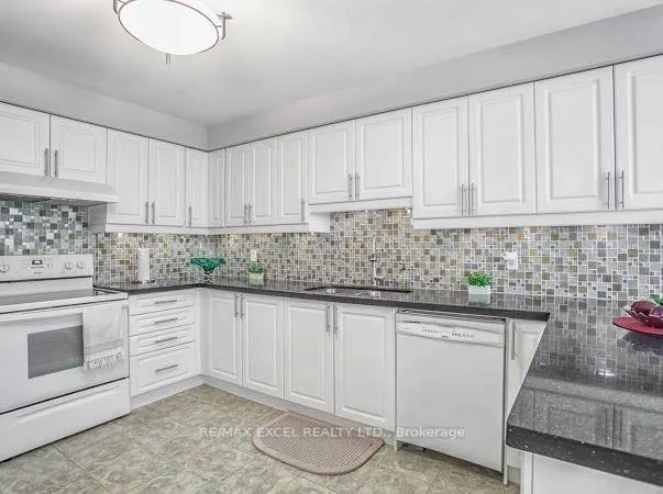 Photo 4 of Unit Upper, 414 Manhattan Drive, Markham, Markville — HOMEH
