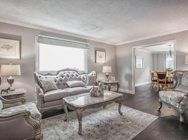 Photo 8 of Unit Upper, 414 Manhattan Drive, Markham, Markville — HOMEH