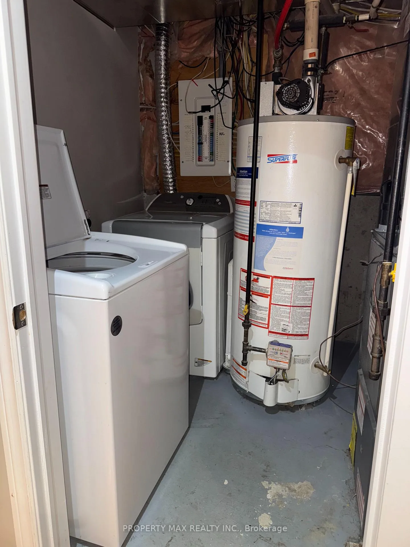 Photo 14 of 22 Batchford Basement Crescent, Markham, Box Grove — HOMEH