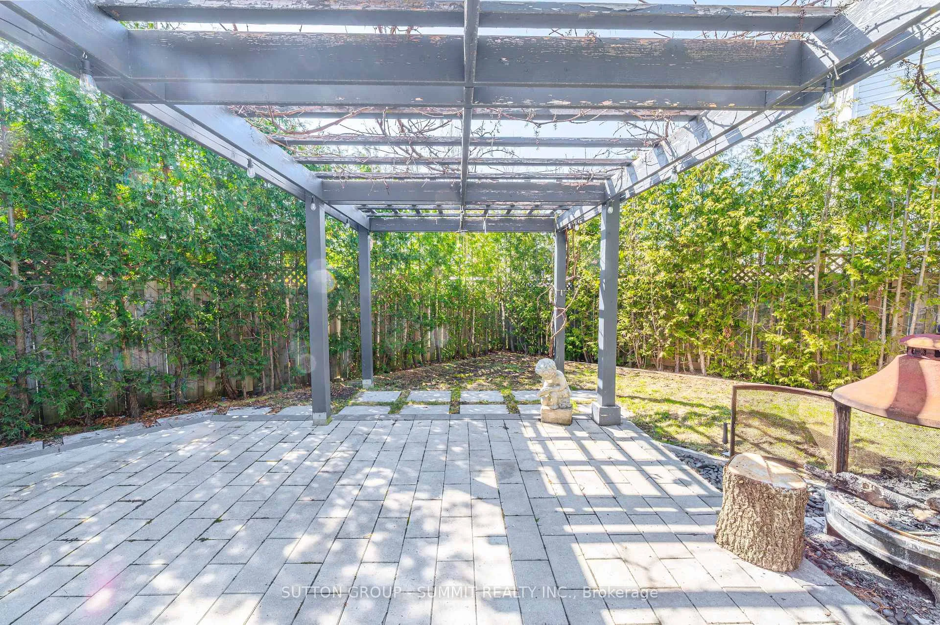 Photo 14 of 5 Silversmith Court, Guelph, Kortright West — HOMEH