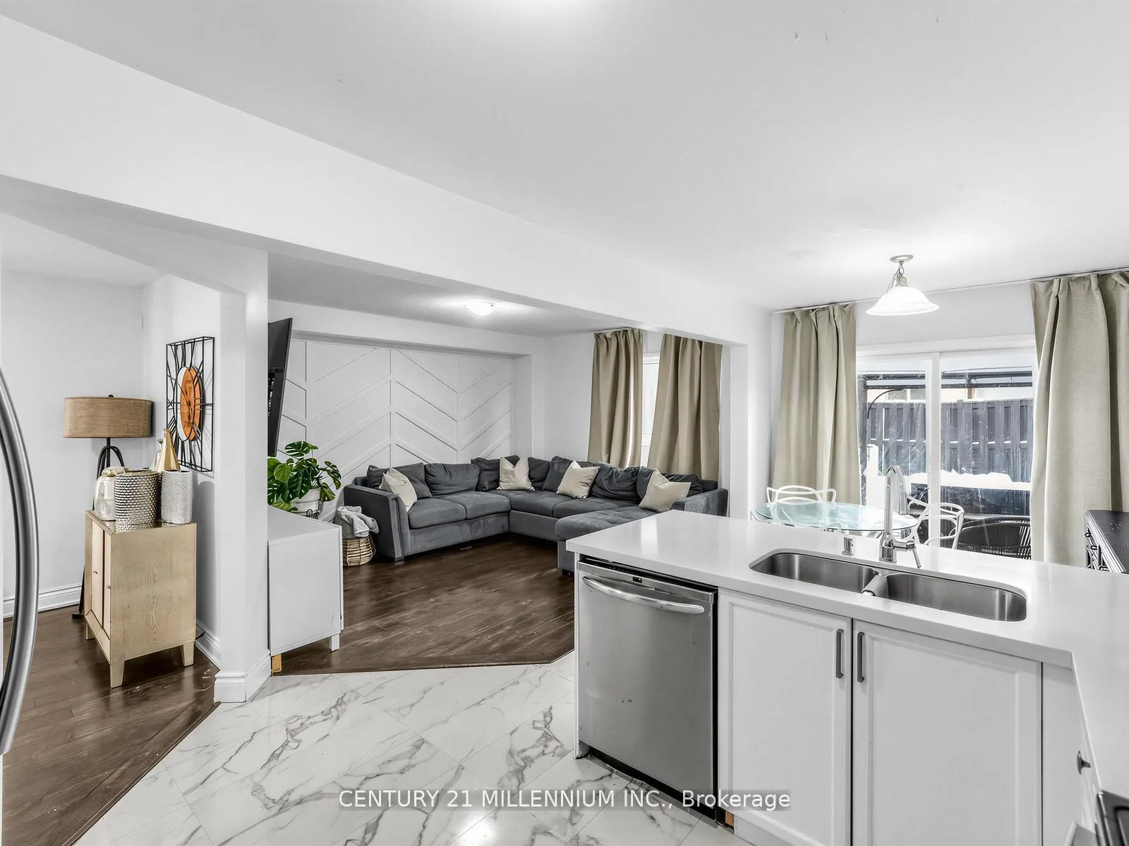 Photo 10 of 16 Albery Road, Brampton, Fletcher's Meadow — HOMEH