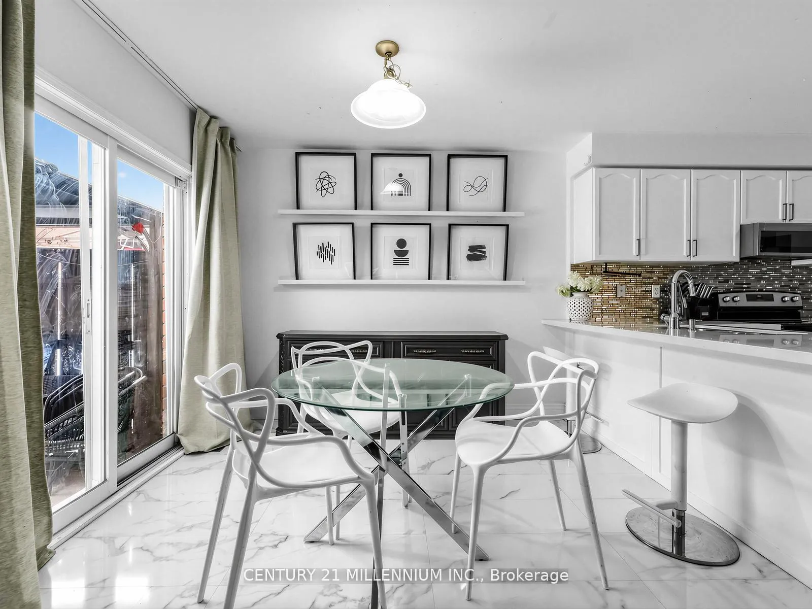 Photo 14 of 16 Albery Road, Brampton, Fletcher's Meadow — HOMEH
