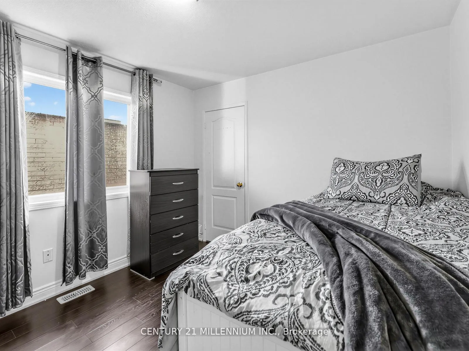 Photo 24 of 16 Albery Road, Brampton, Fletcher's Meadow — HOMEH