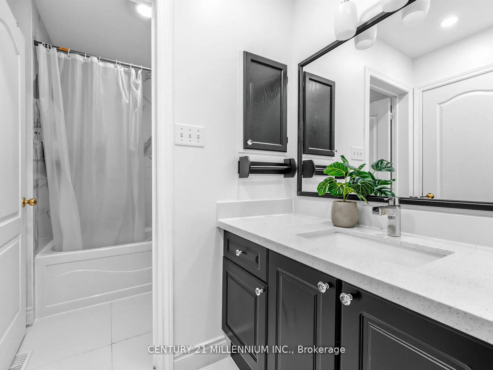Photo 29 of 16 Albery Road, Brampton, Fletcher's Meadow — HOMEH