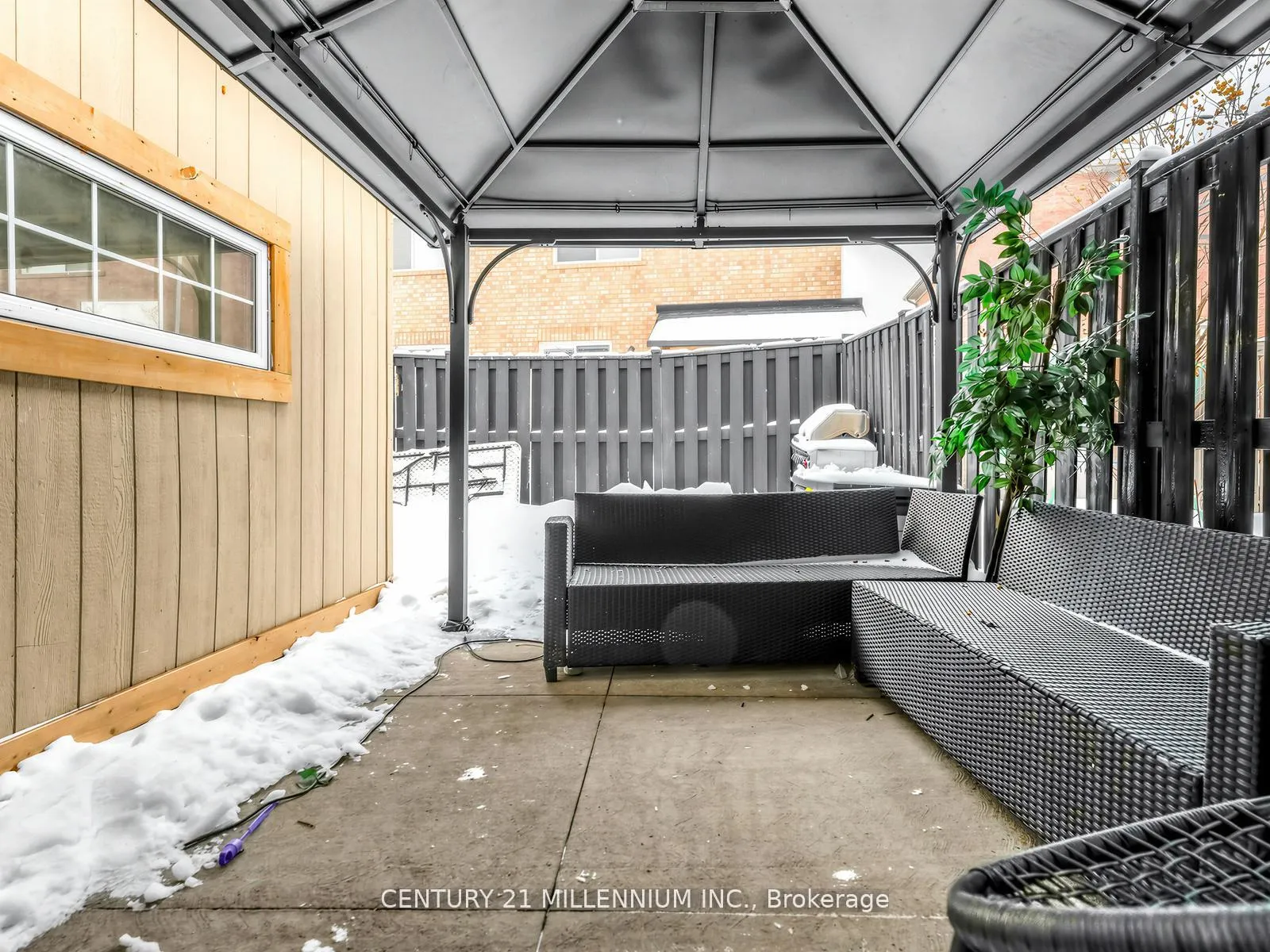 Photo 41 of 16 Albery Road, Brampton, Fletcher's Meadow — HOMEH