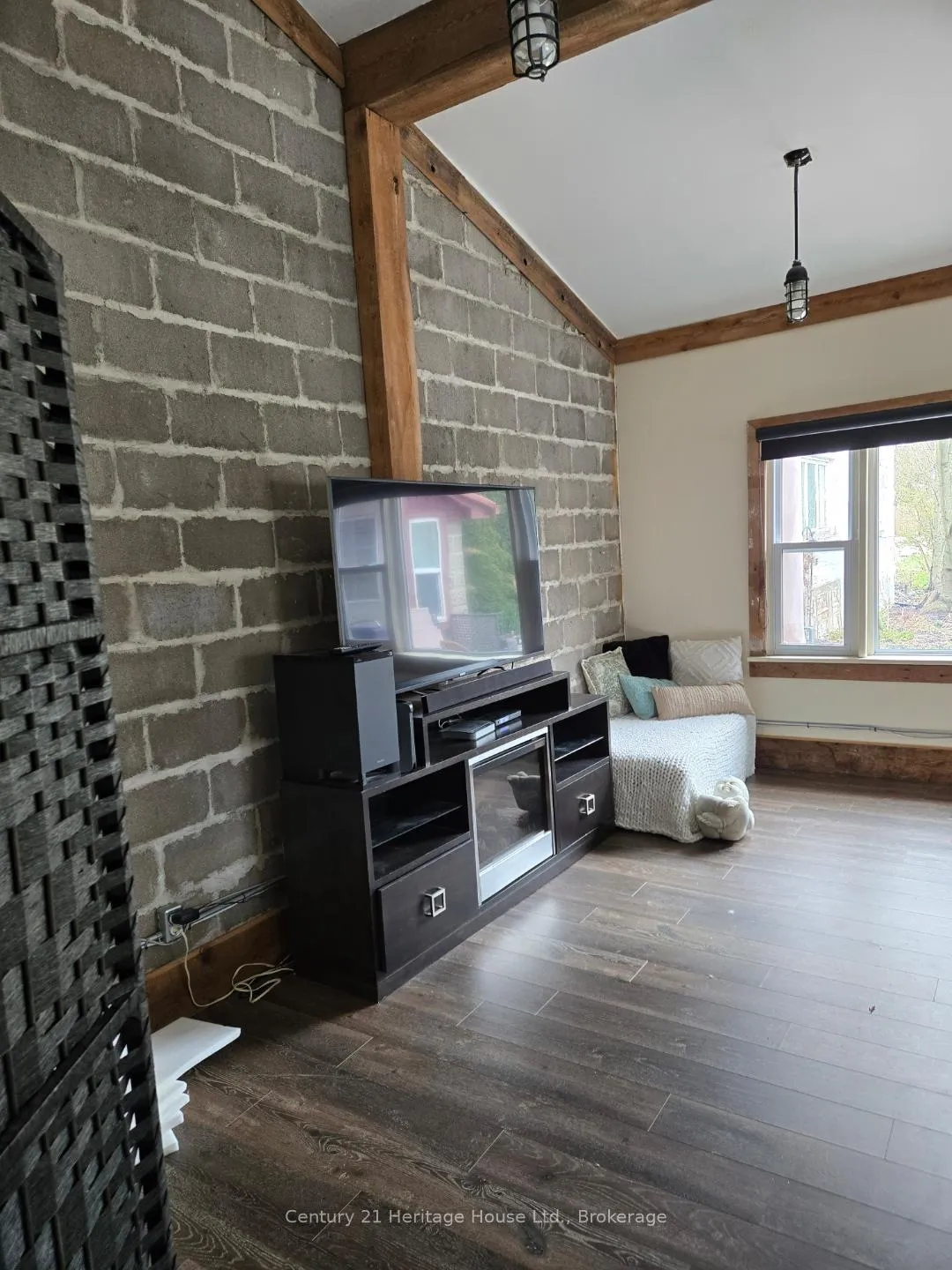Photo 6 of Unit B, 221 Main Street, Wellington North, Mount Forest — HOMEH