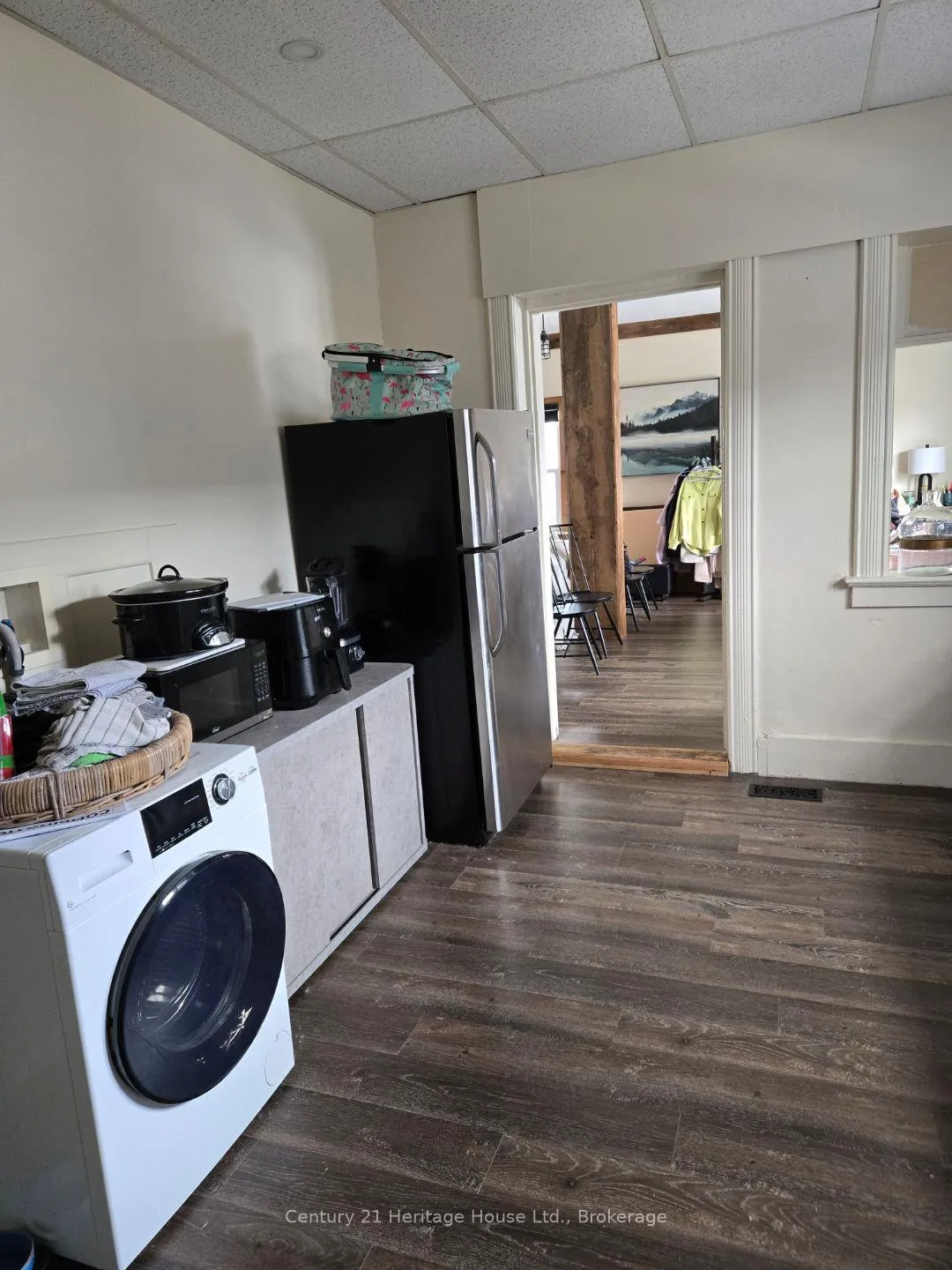 Photo 8 of Unit B, 221 Main Street, Wellington North, Mount Forest — HOMEH