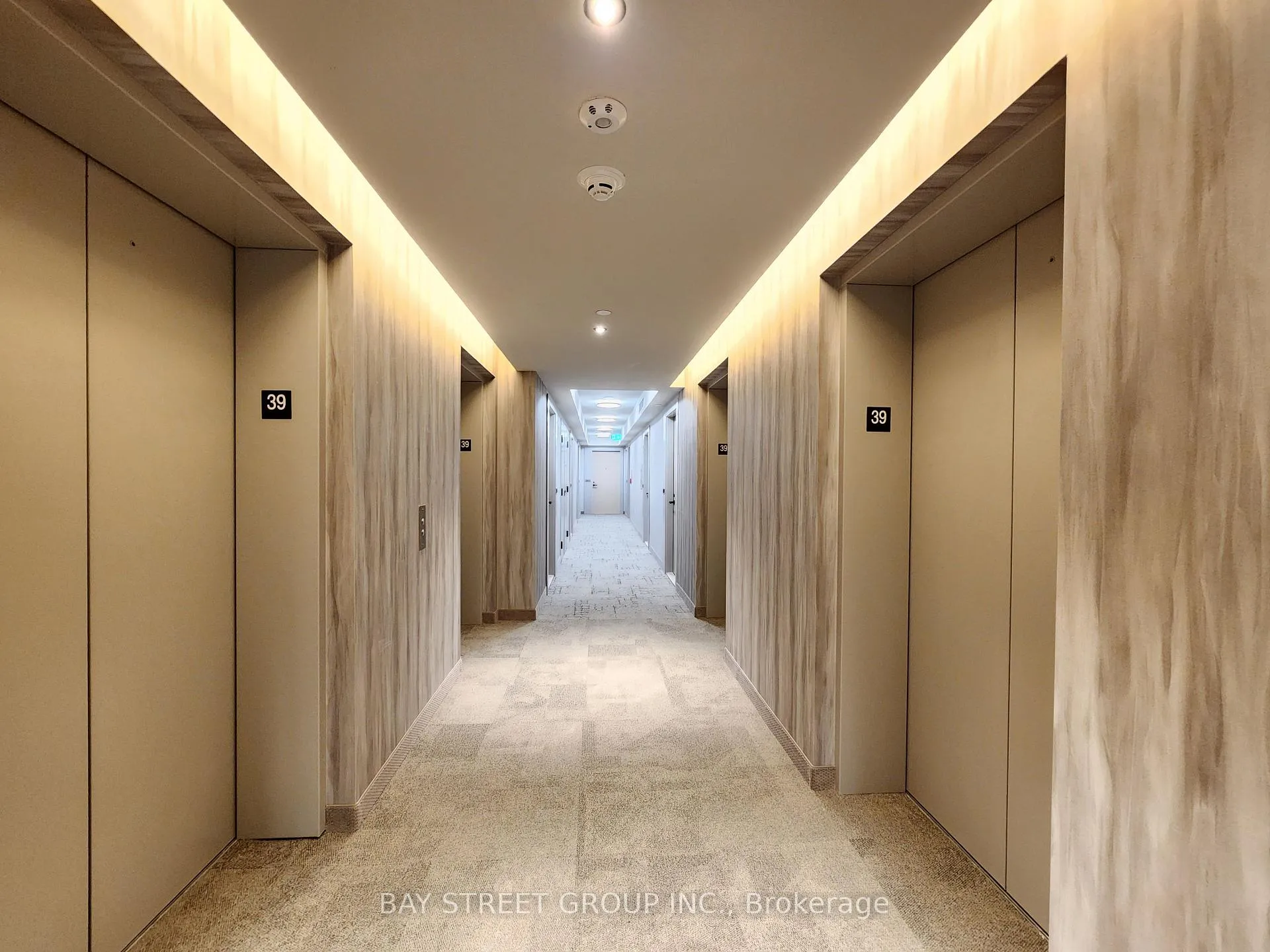 Photo 5 of Unit 3903, 195 Commerce Street, Vaughan, Vaughan Corporate Centre — HOMEH